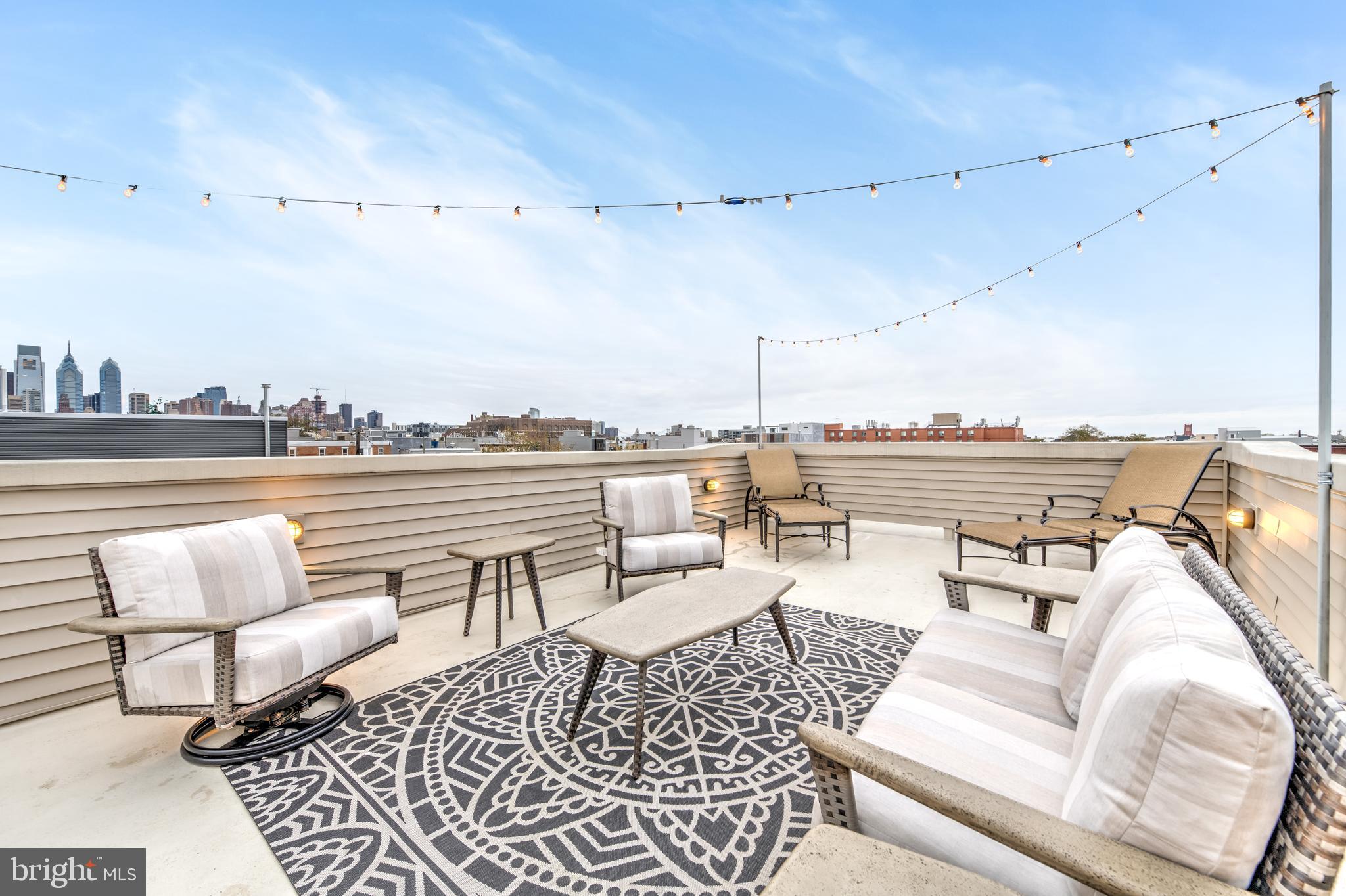 POINT BREEZE - Residential