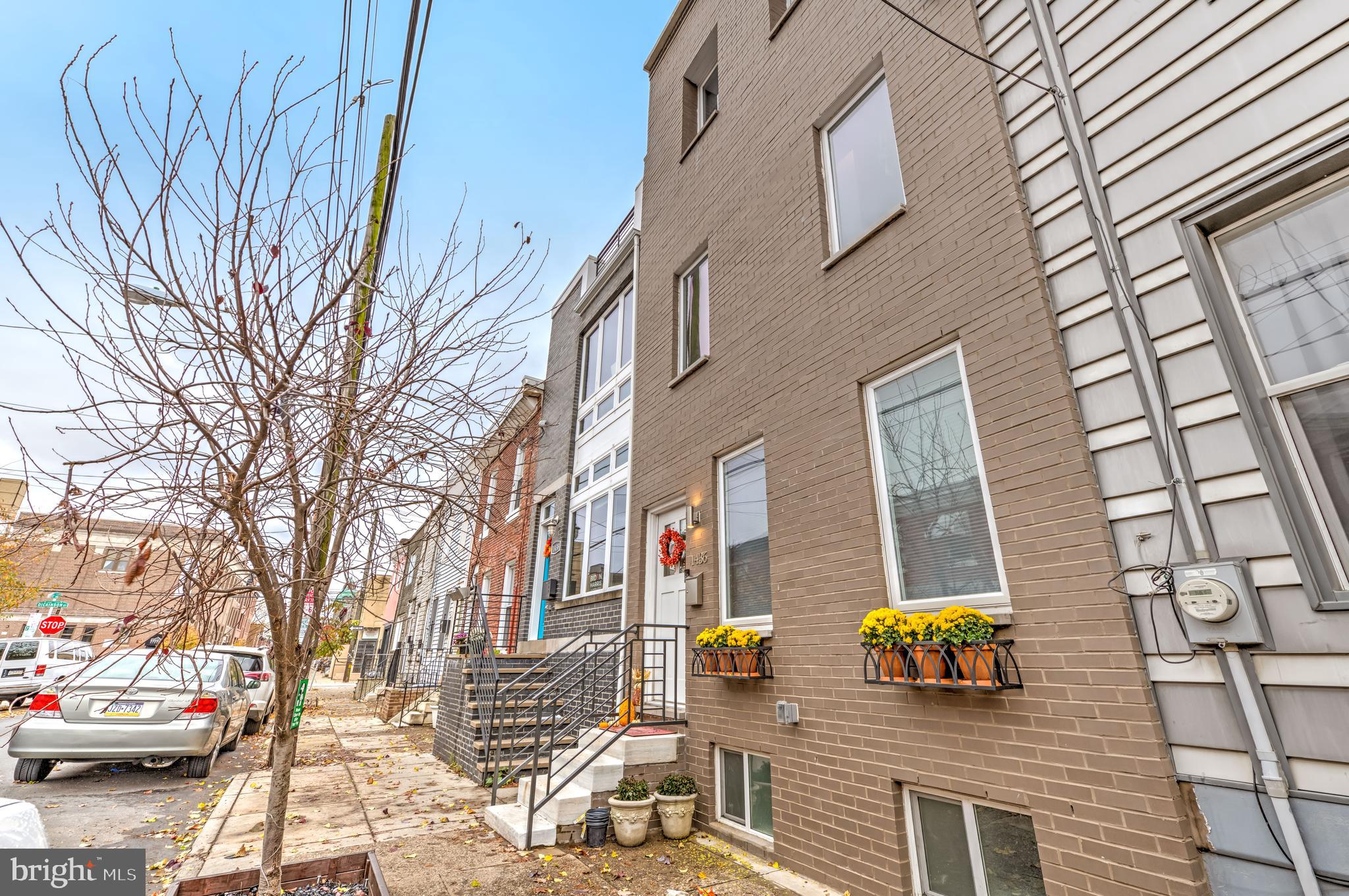 POINT BREEZE - Residential