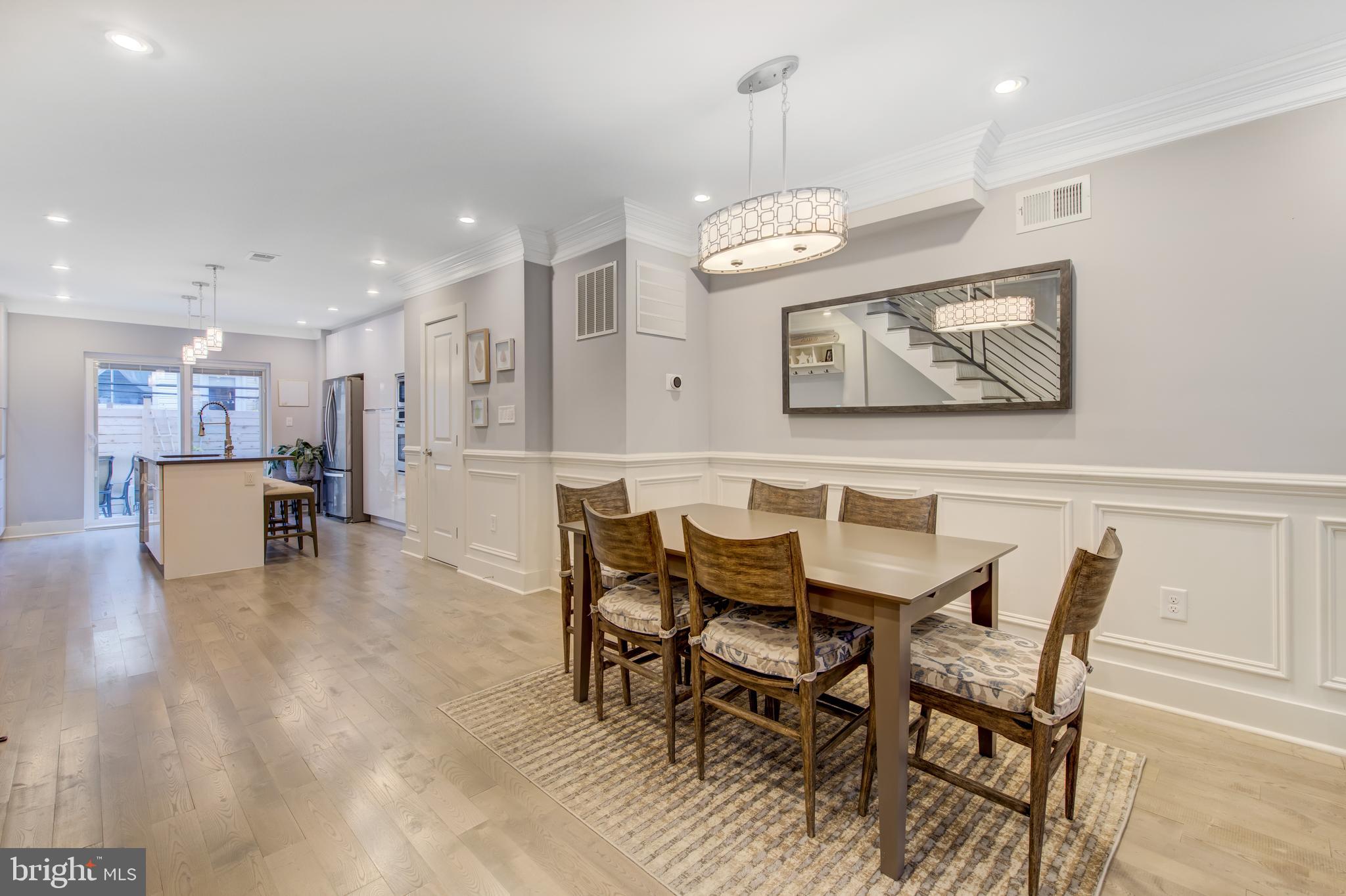 POINT BREEZE - Residential