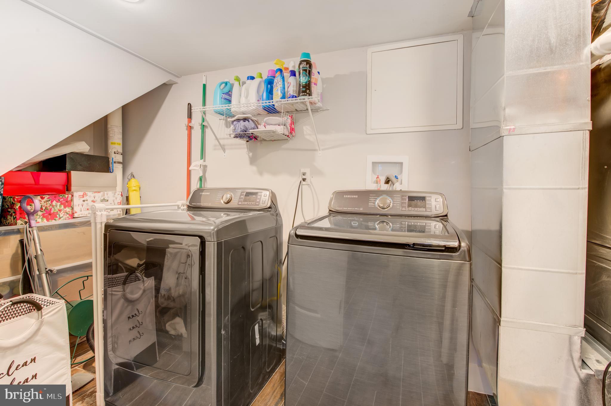 POINT BREEZE - Residential