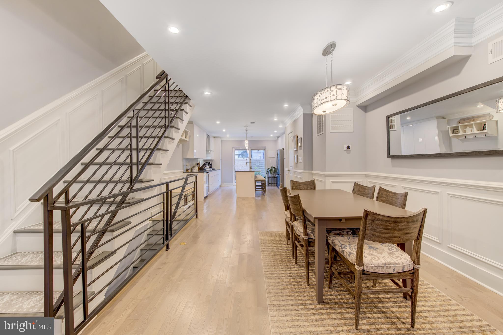 POINT BREEZE - Residential