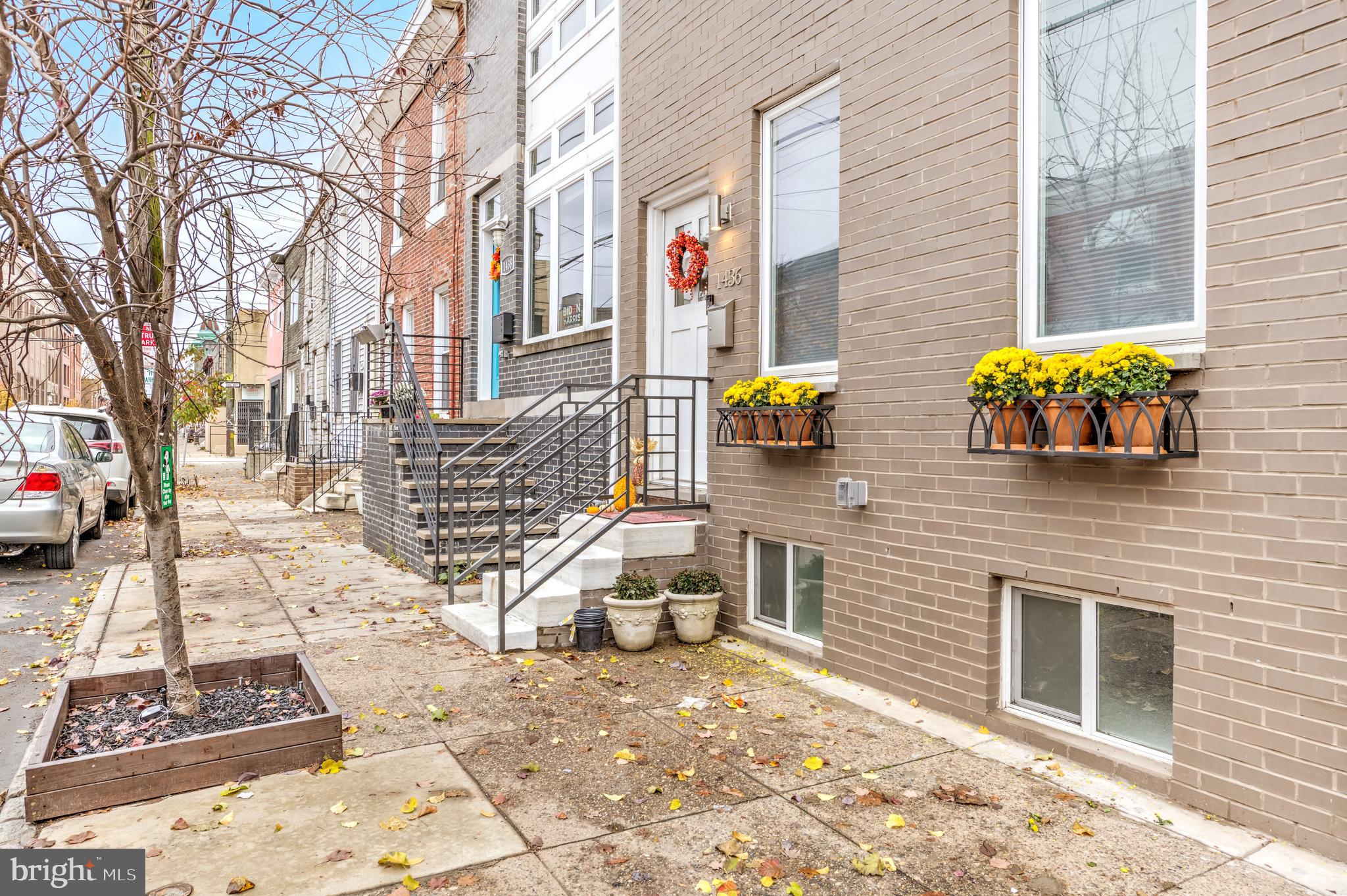 POINT BREEZE - Residential