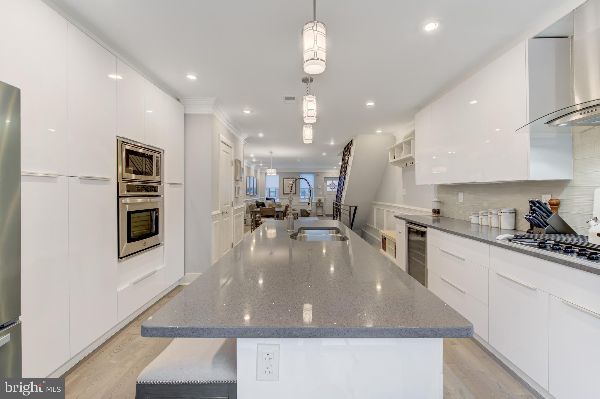 POINT BREEZE - Residential