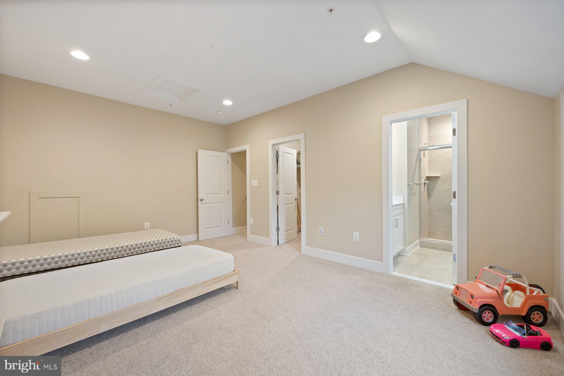 WATERSHED - Residential