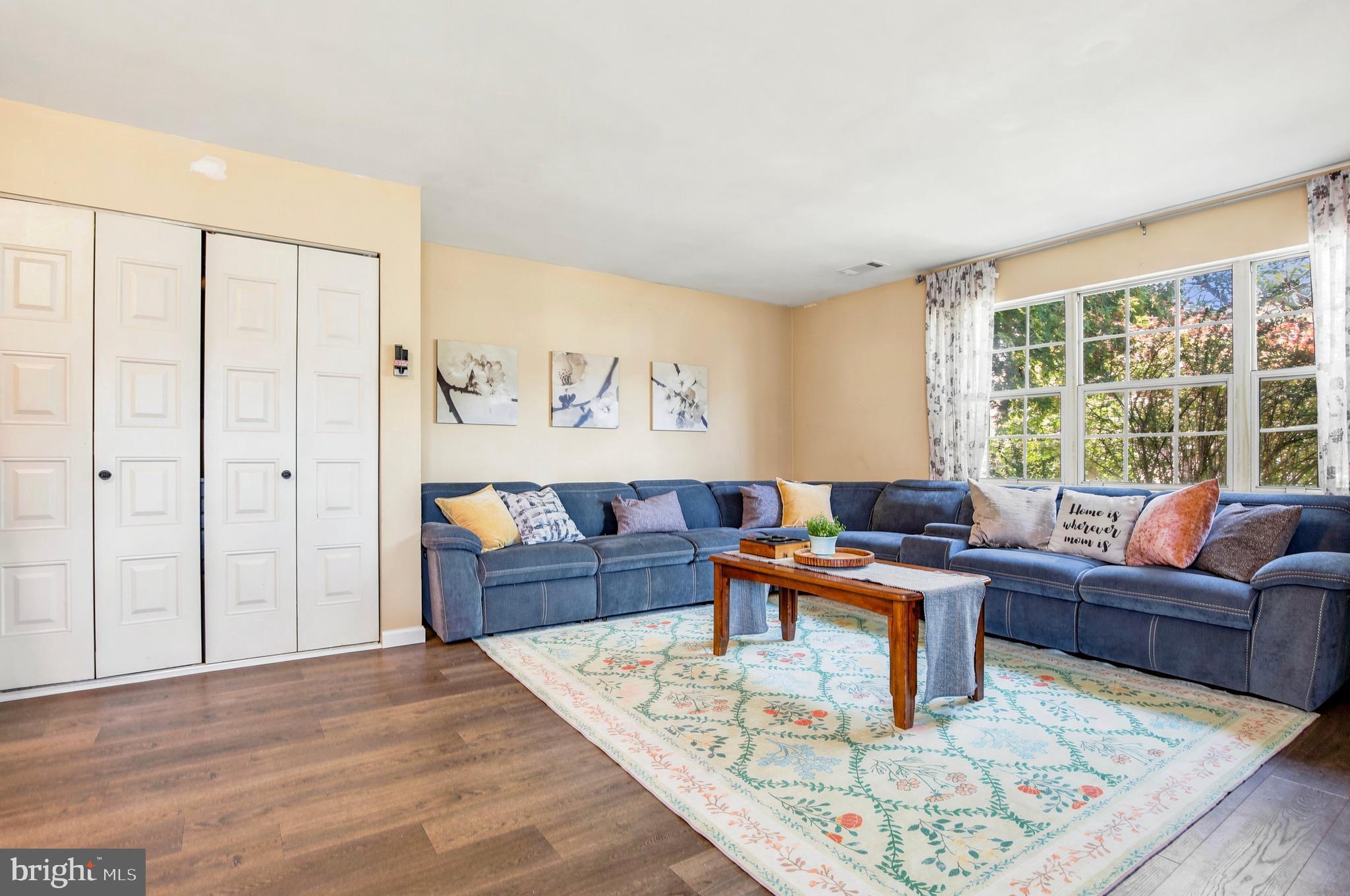 36 MIMOSA COURT