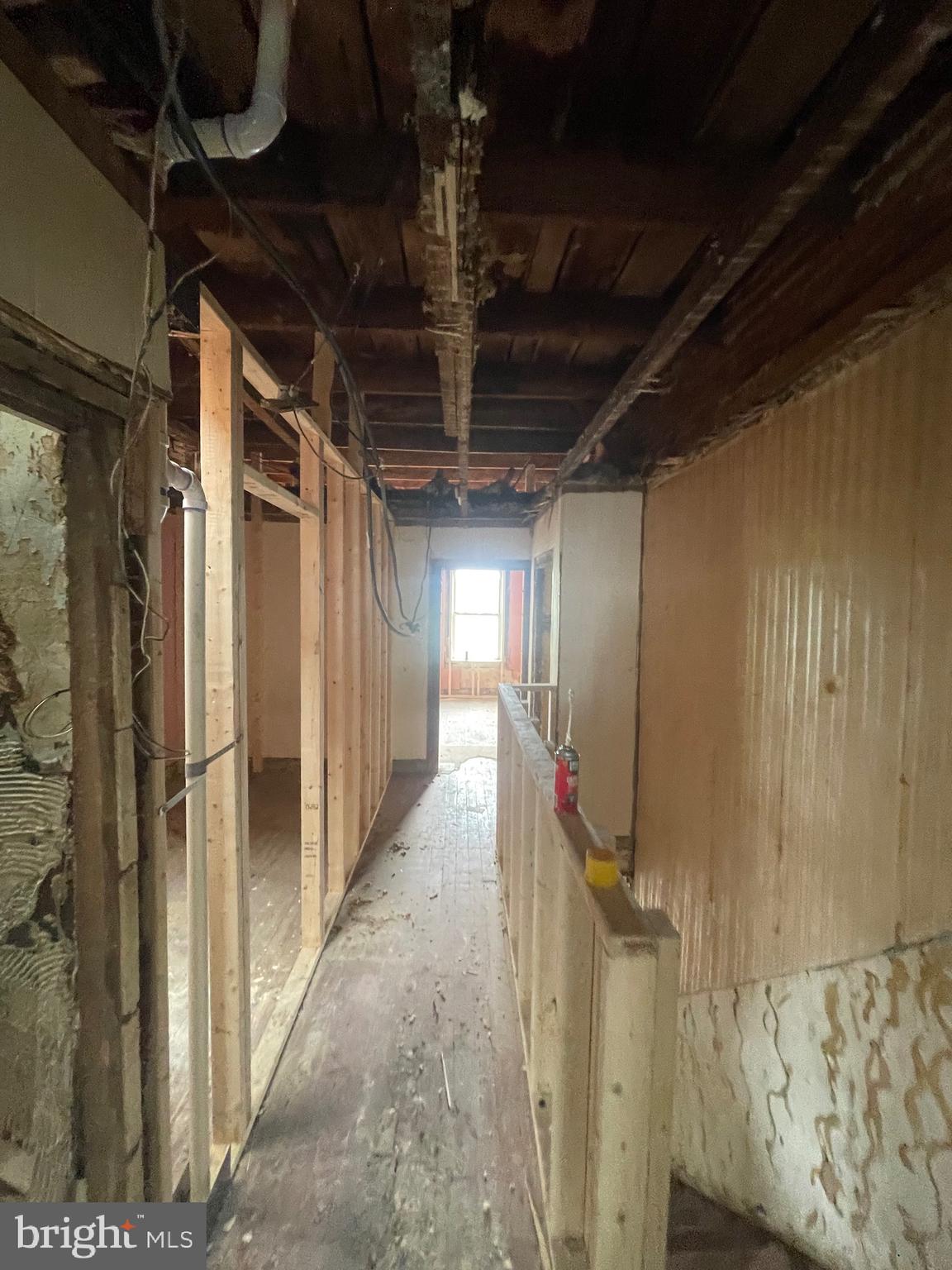 ELWOOD PARK - Residential