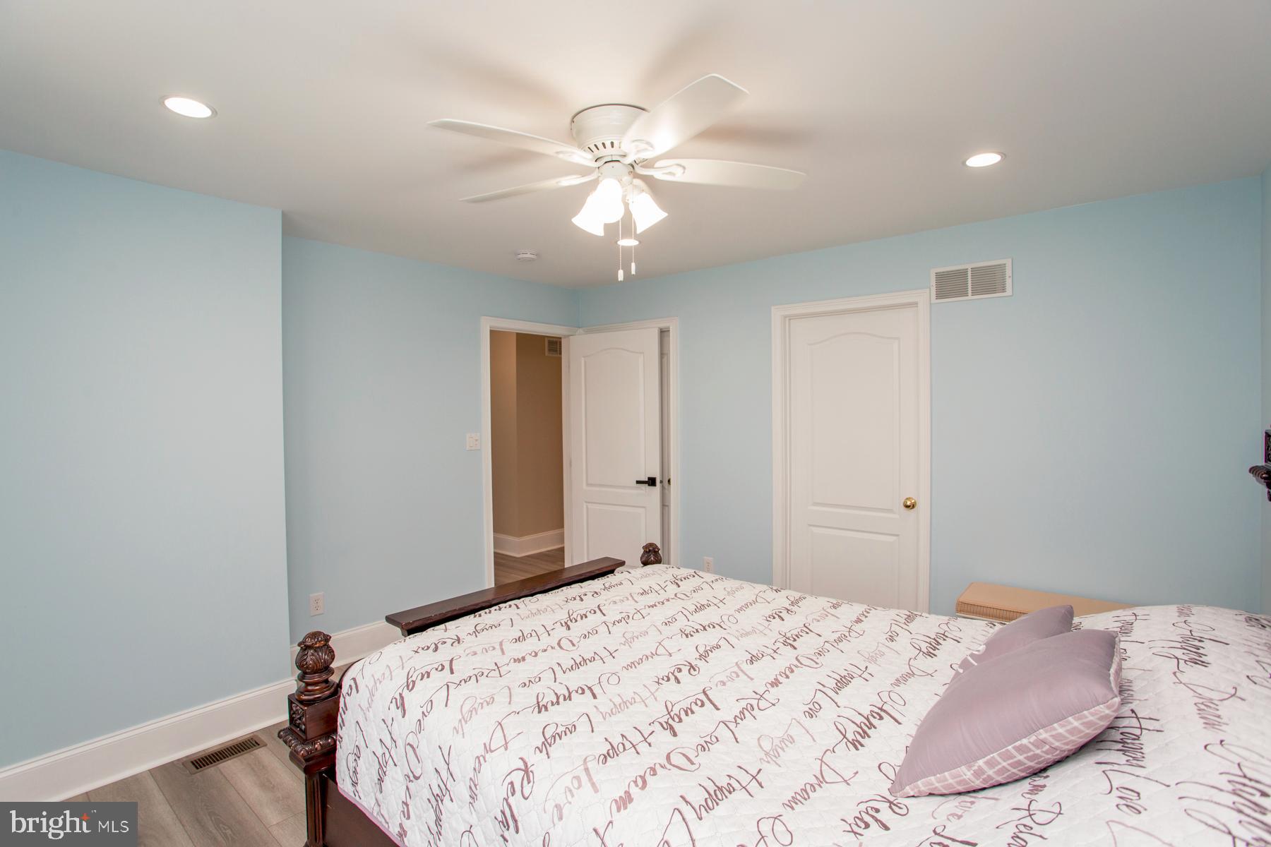 NORTHAMPTON HUNT - Residential