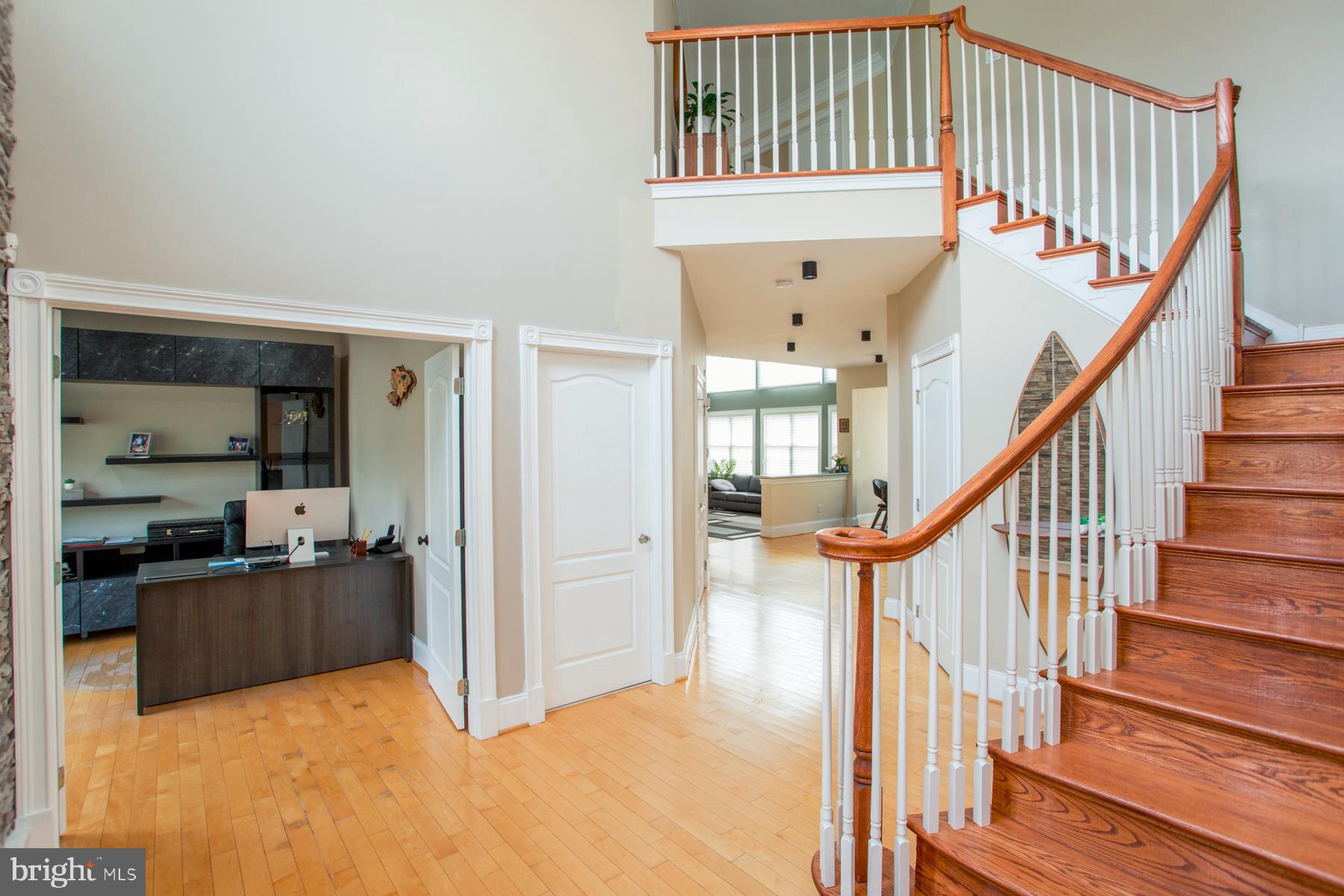 NORTHAMPTON HUNT - Residential