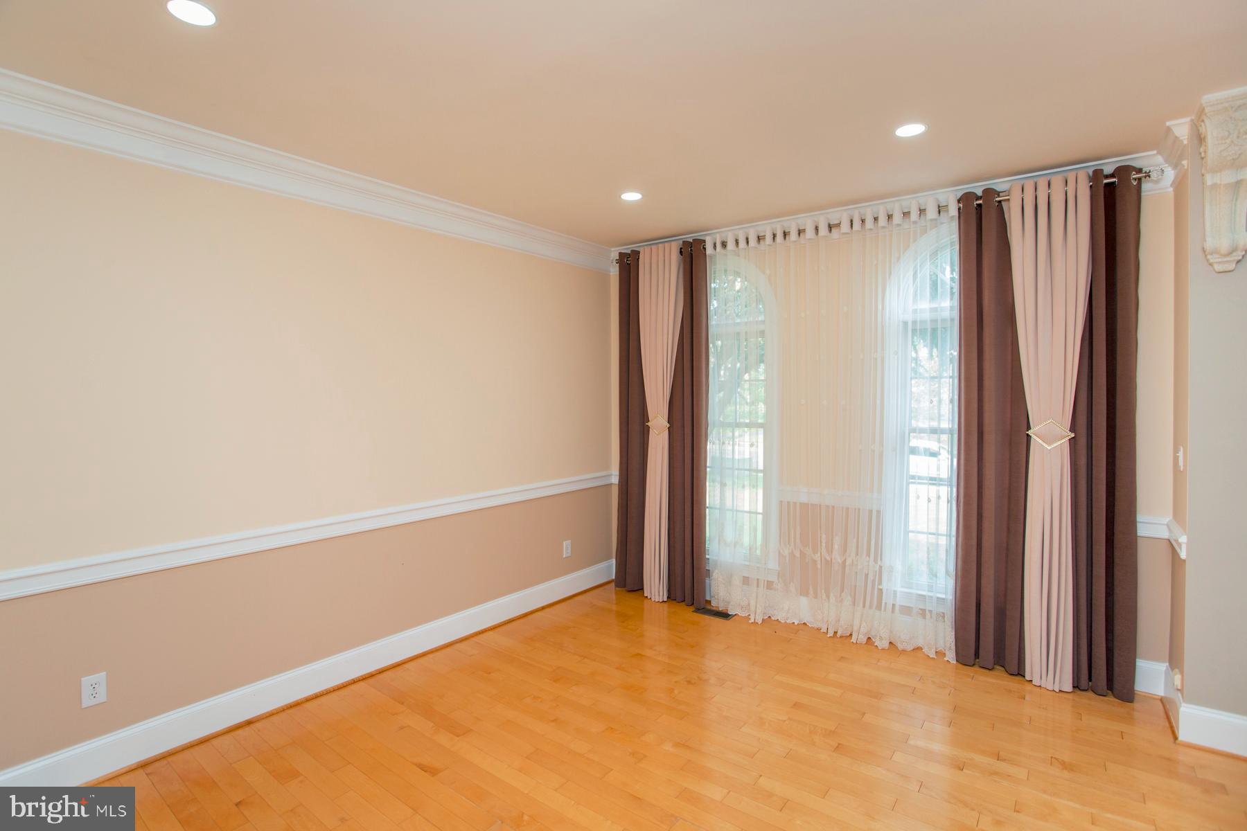 NORTHAMPTON HUNT - Residential