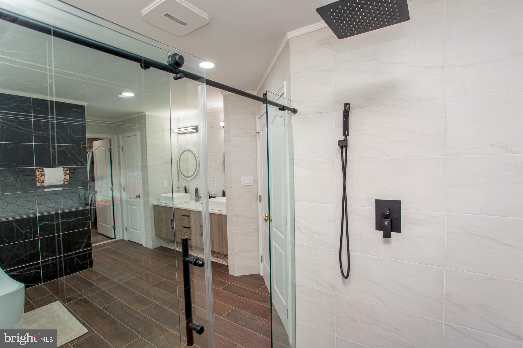 NORTHAMPTON HUNT - Residential