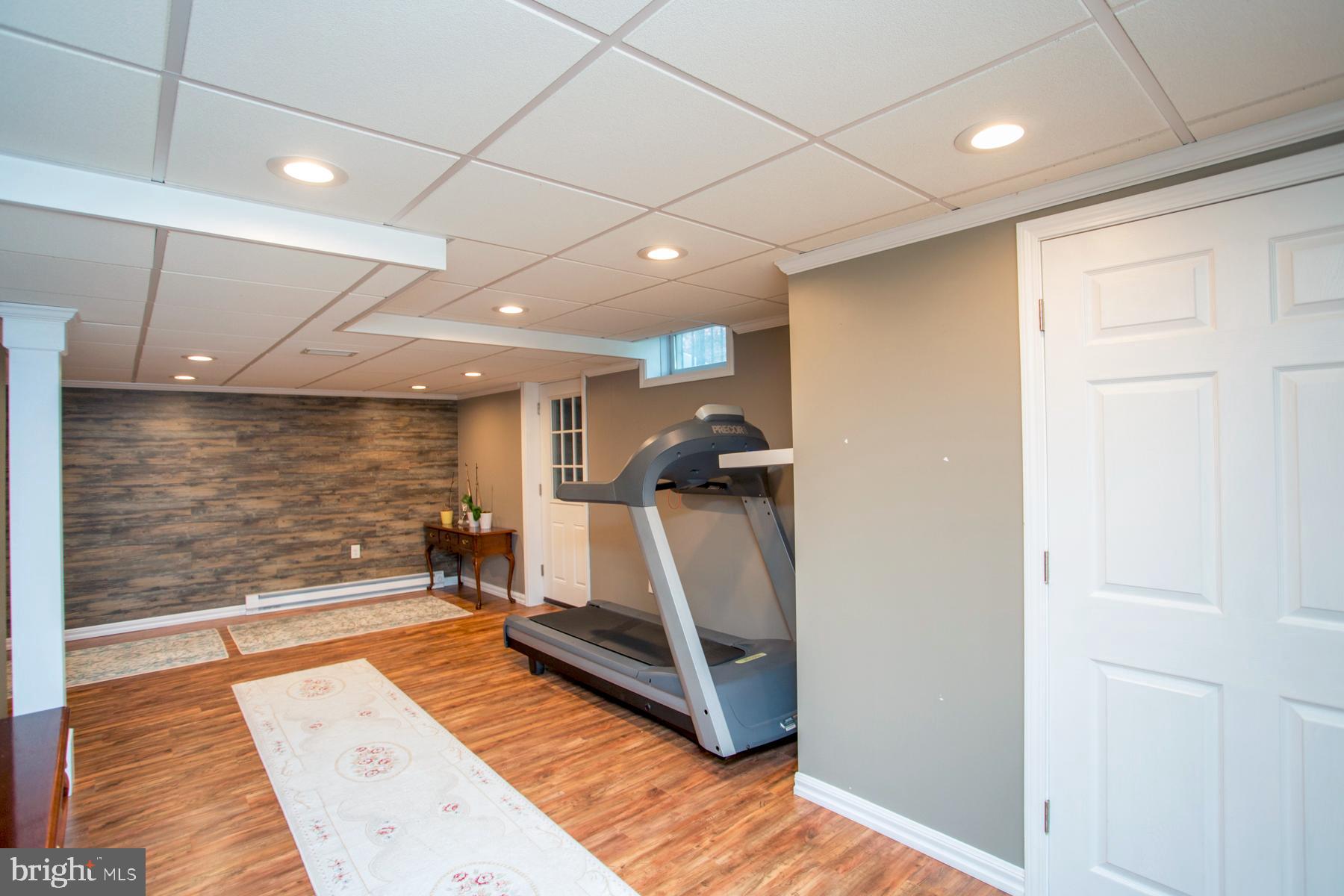 NORTHAMPTON HUNT - Residential