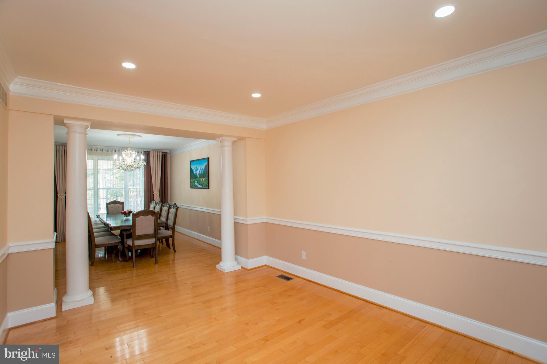 NORTHAMPTON HUNT - Residential