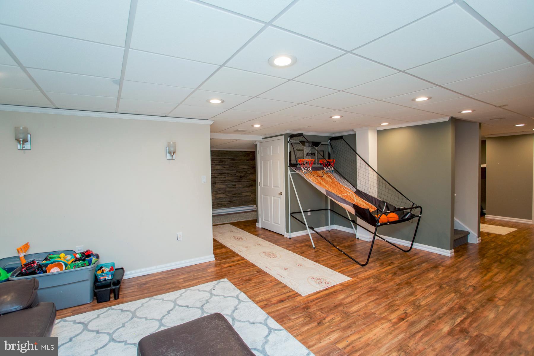 NORTHAMPTON HUNT - Residential