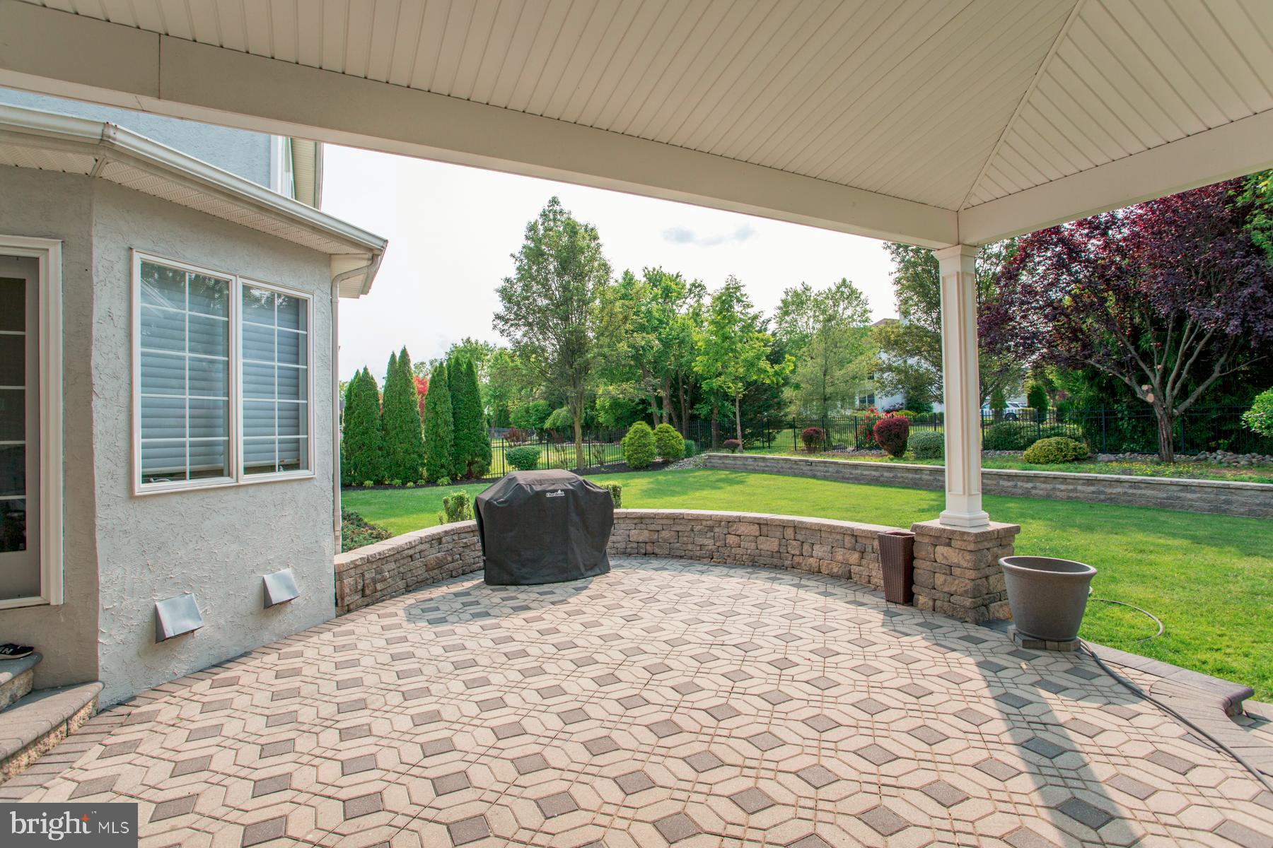 NORTHAMPTON HUNT - Residential