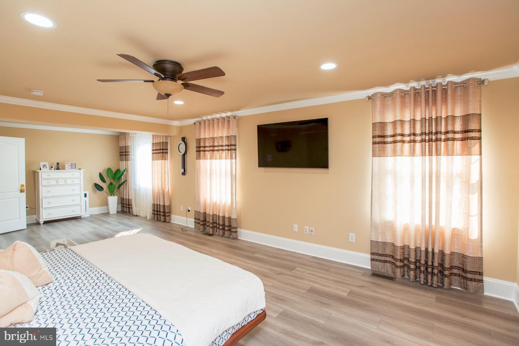 NORTHAMPTON HUNT - Residential