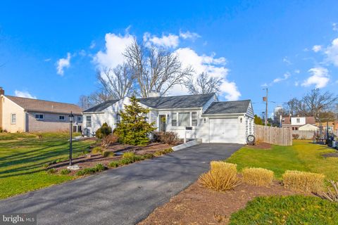 Photo of 59 Silver Spring Road, LANDISVILLE, PA 17538 (MLS # PALA2062484)