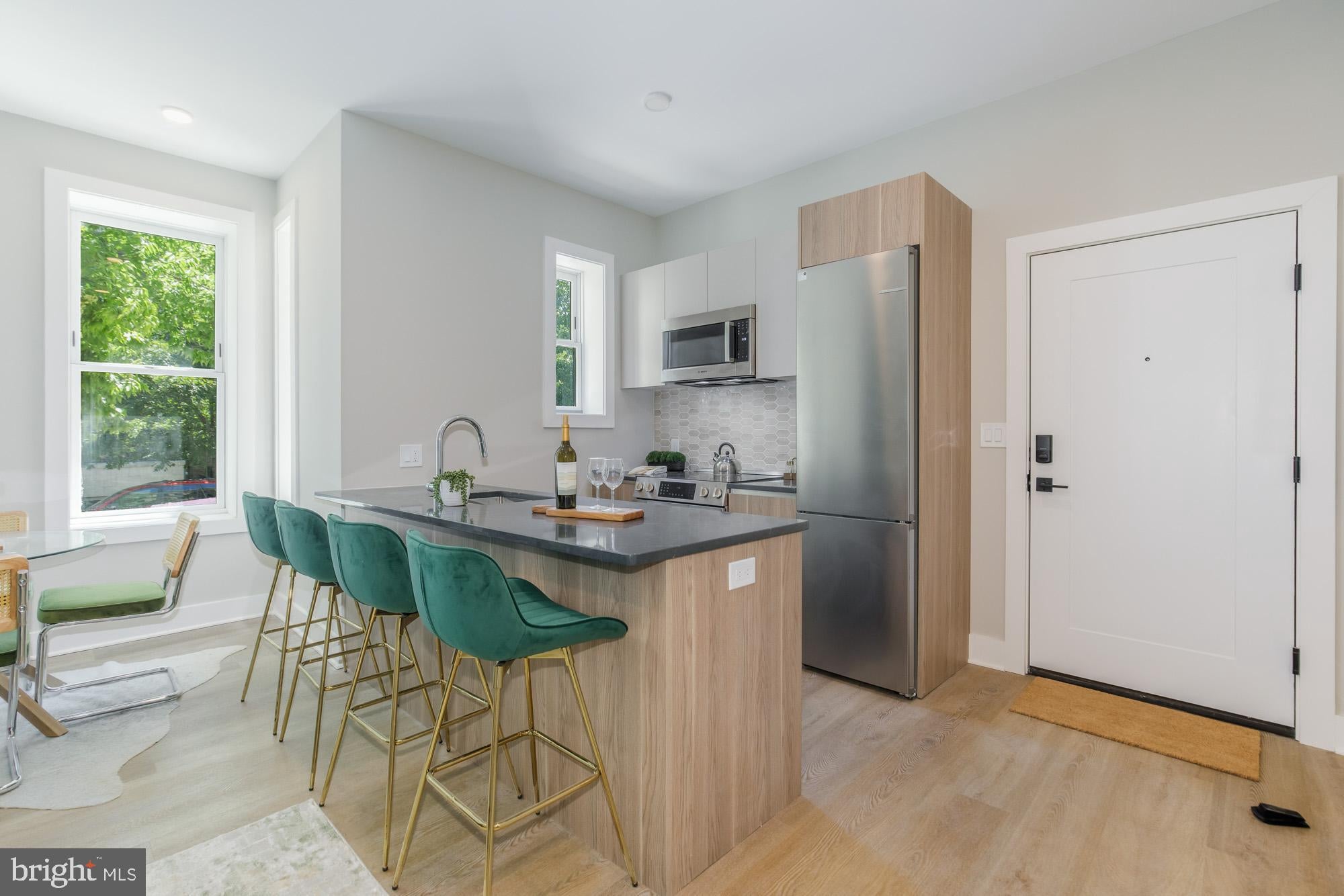 933 N STREET NW 101