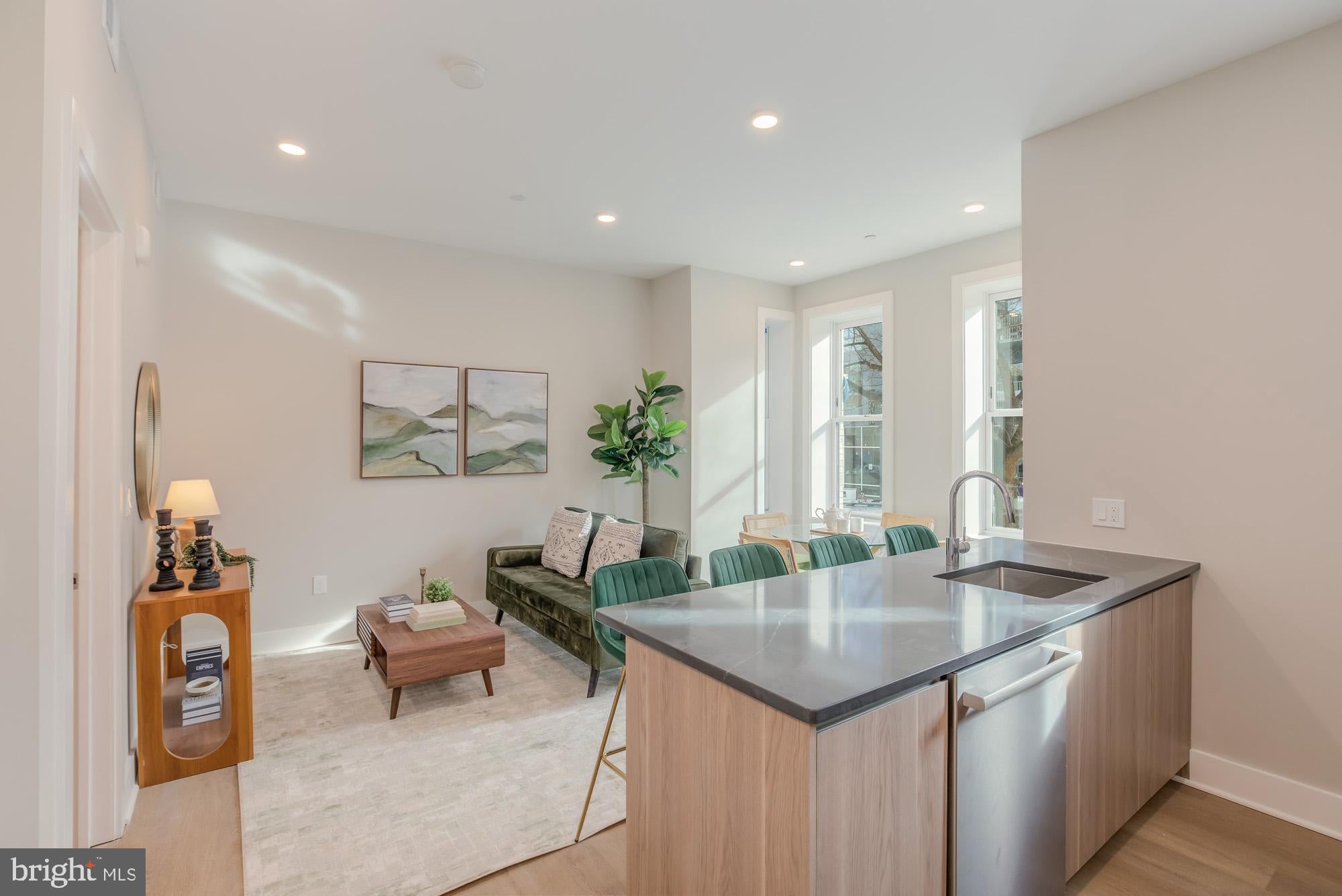 933 N STREET NW 101