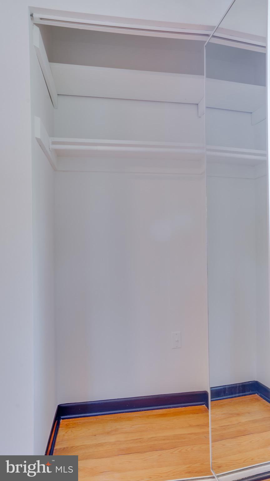 CHALET WOODS - Residential Lease