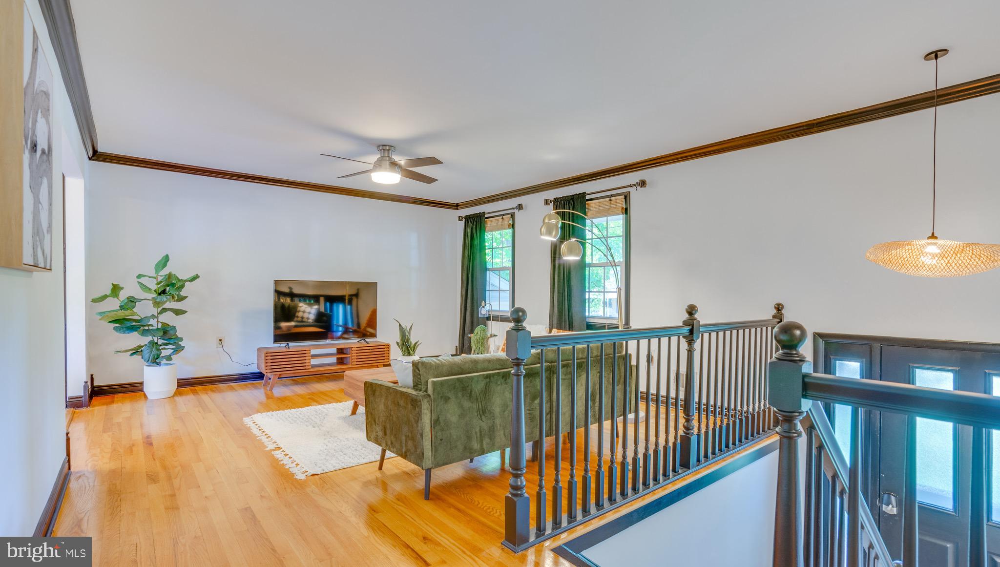 CHALET WOODS - Residential Lease