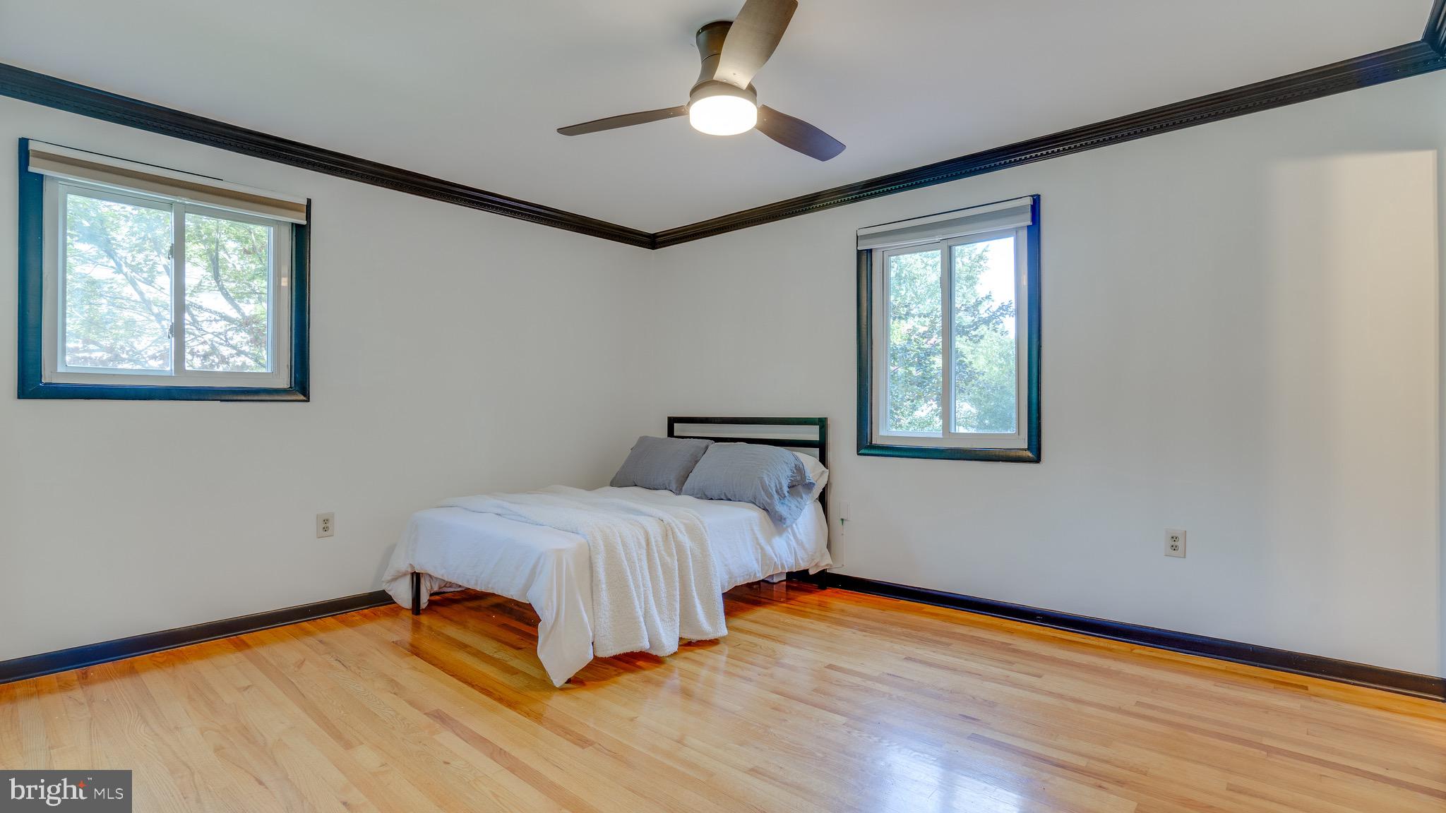 CHALET WOODS - Residential Lease