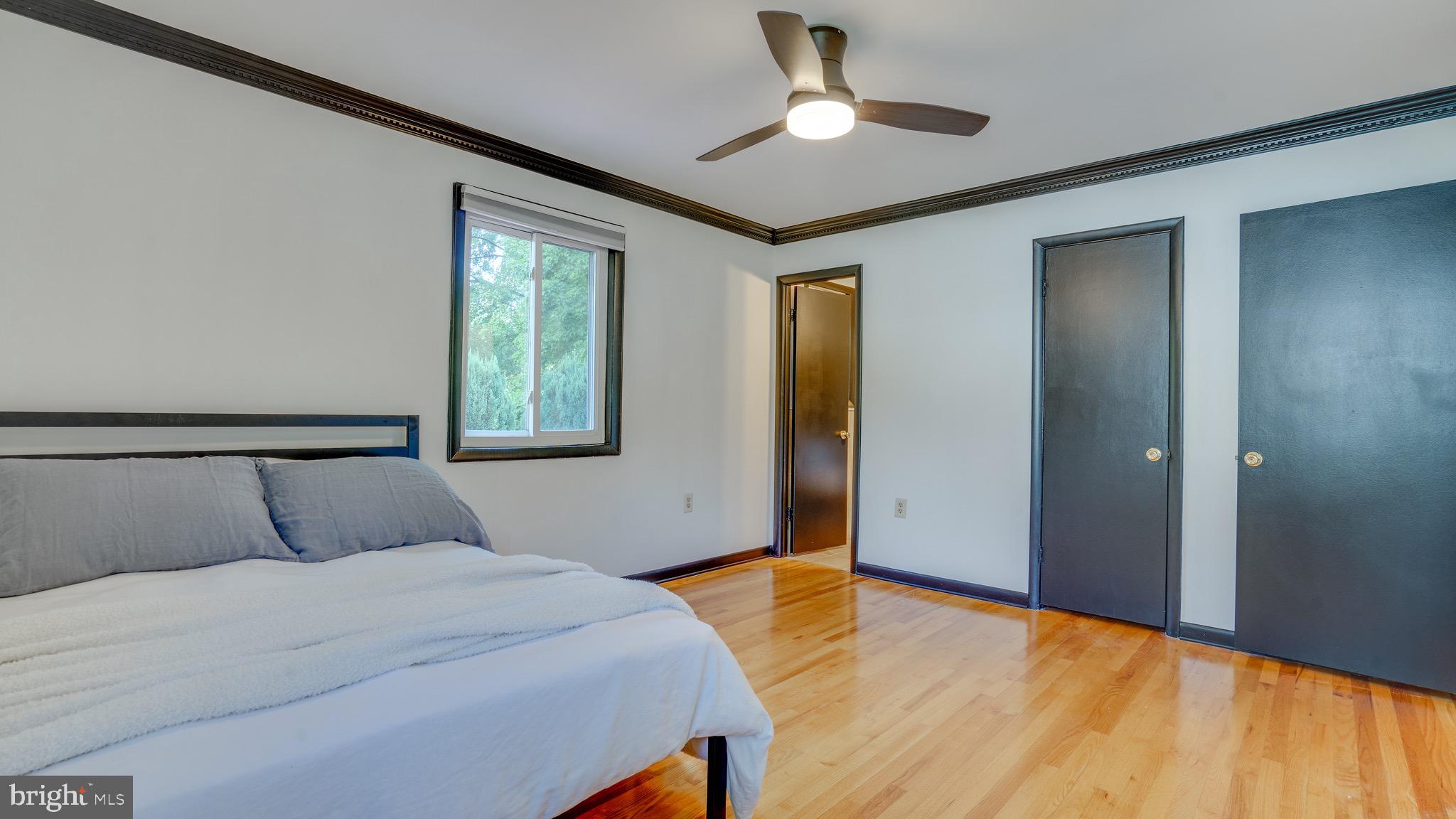 CHALET WOODS - Residential Lease