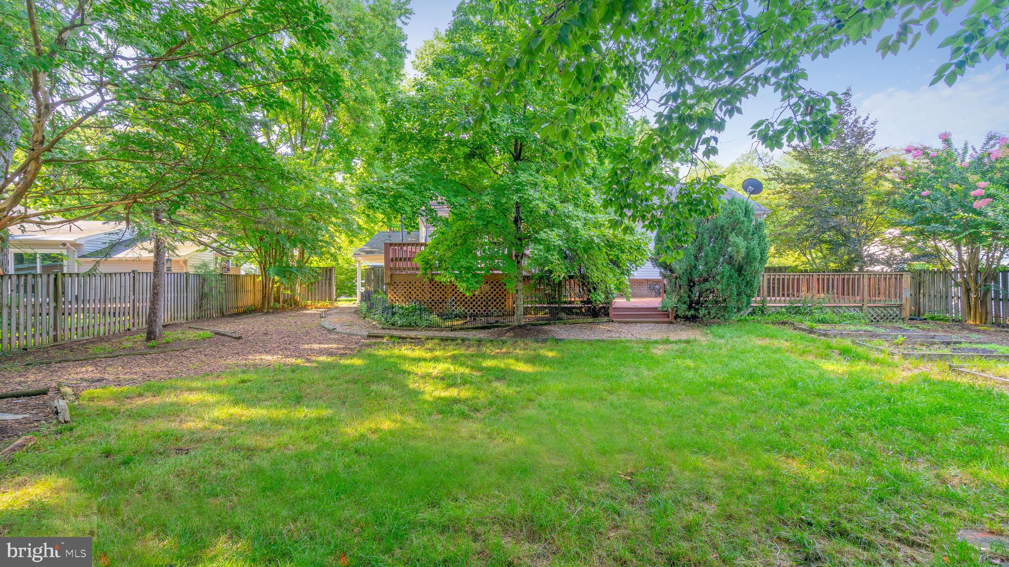 CHALET WOODS - Residential Lease