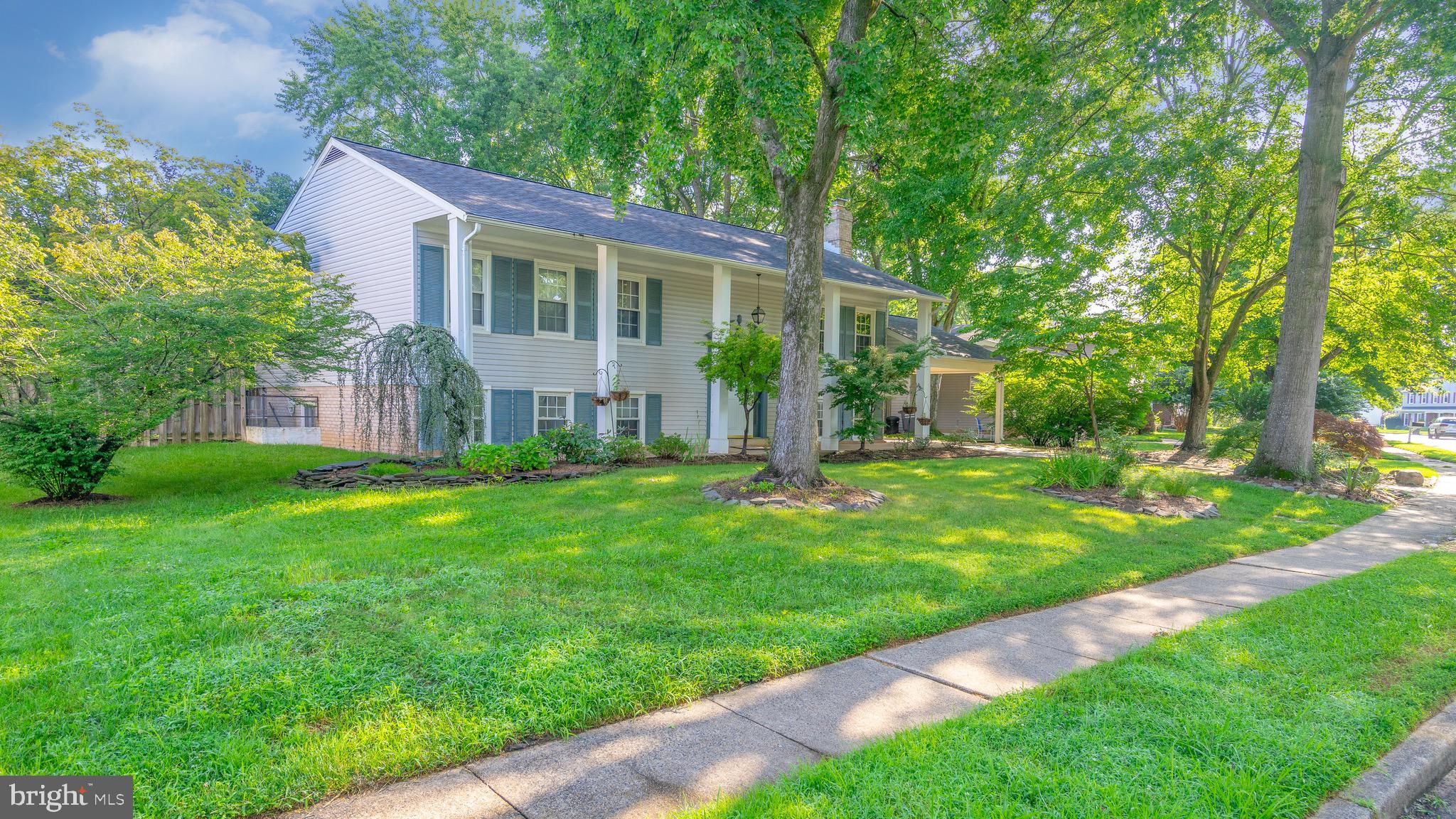 CHALET WOODS - Residential Lease