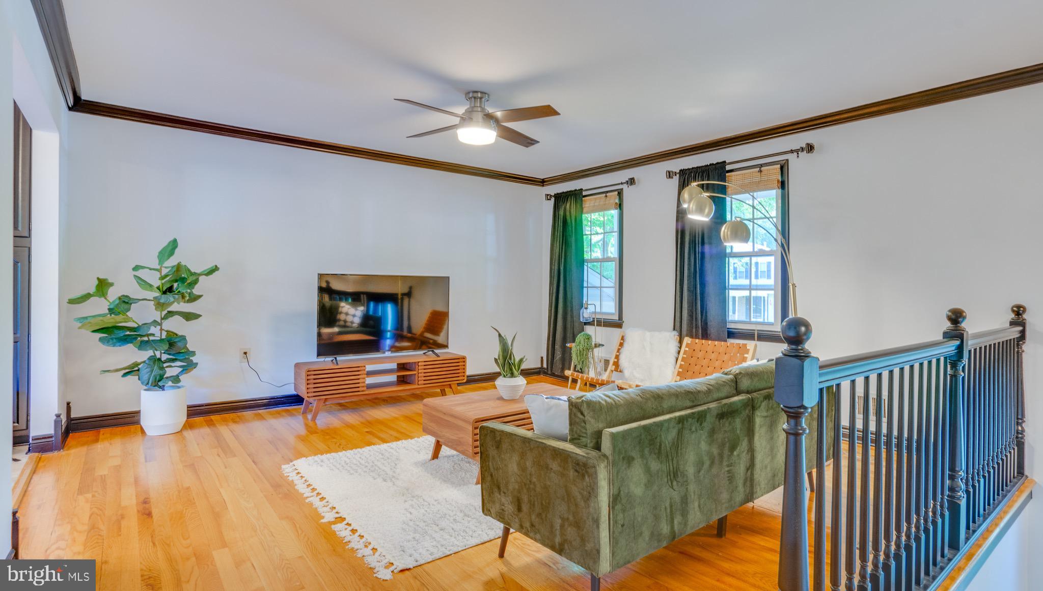 CHALET WOODS - Residential Lease