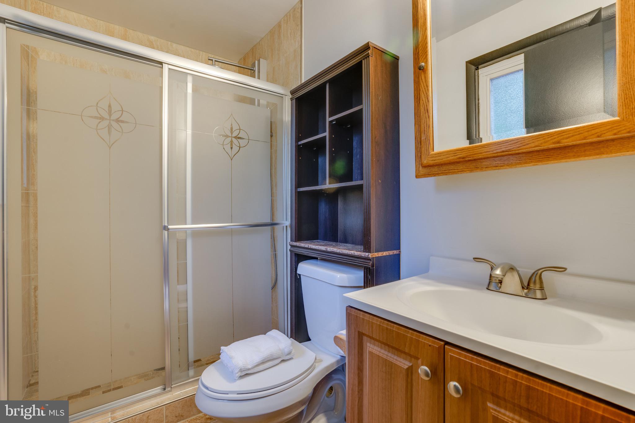 CHALET WOODS - Residential Lease