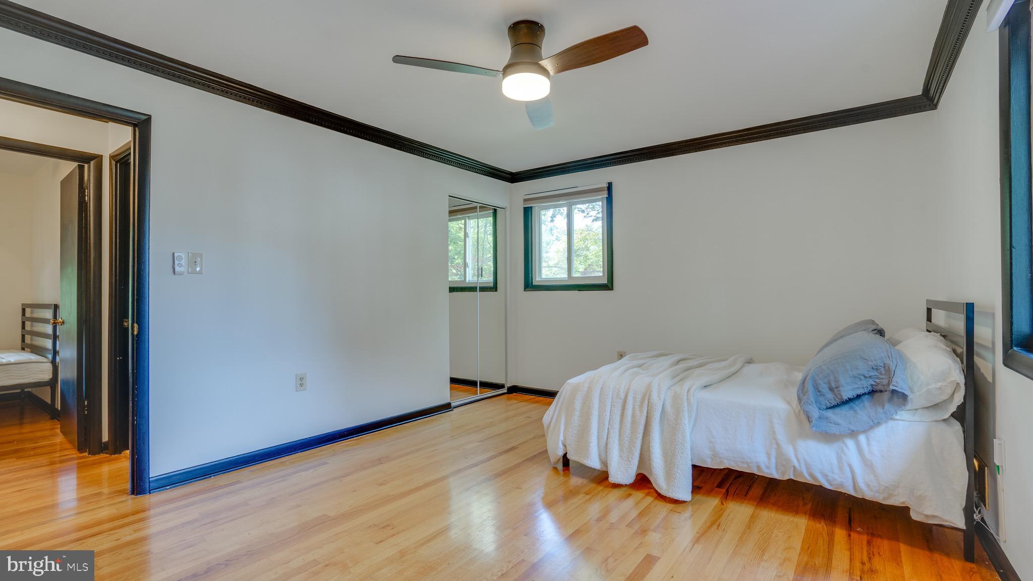 CHALET WOODS - Residential Lease