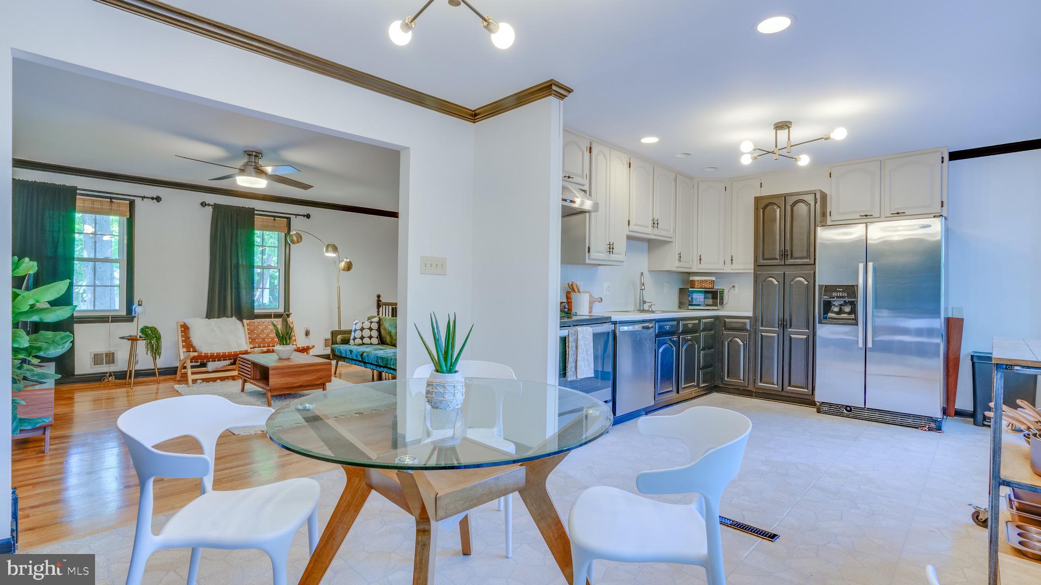 CHALET WOODS - Residential Lease