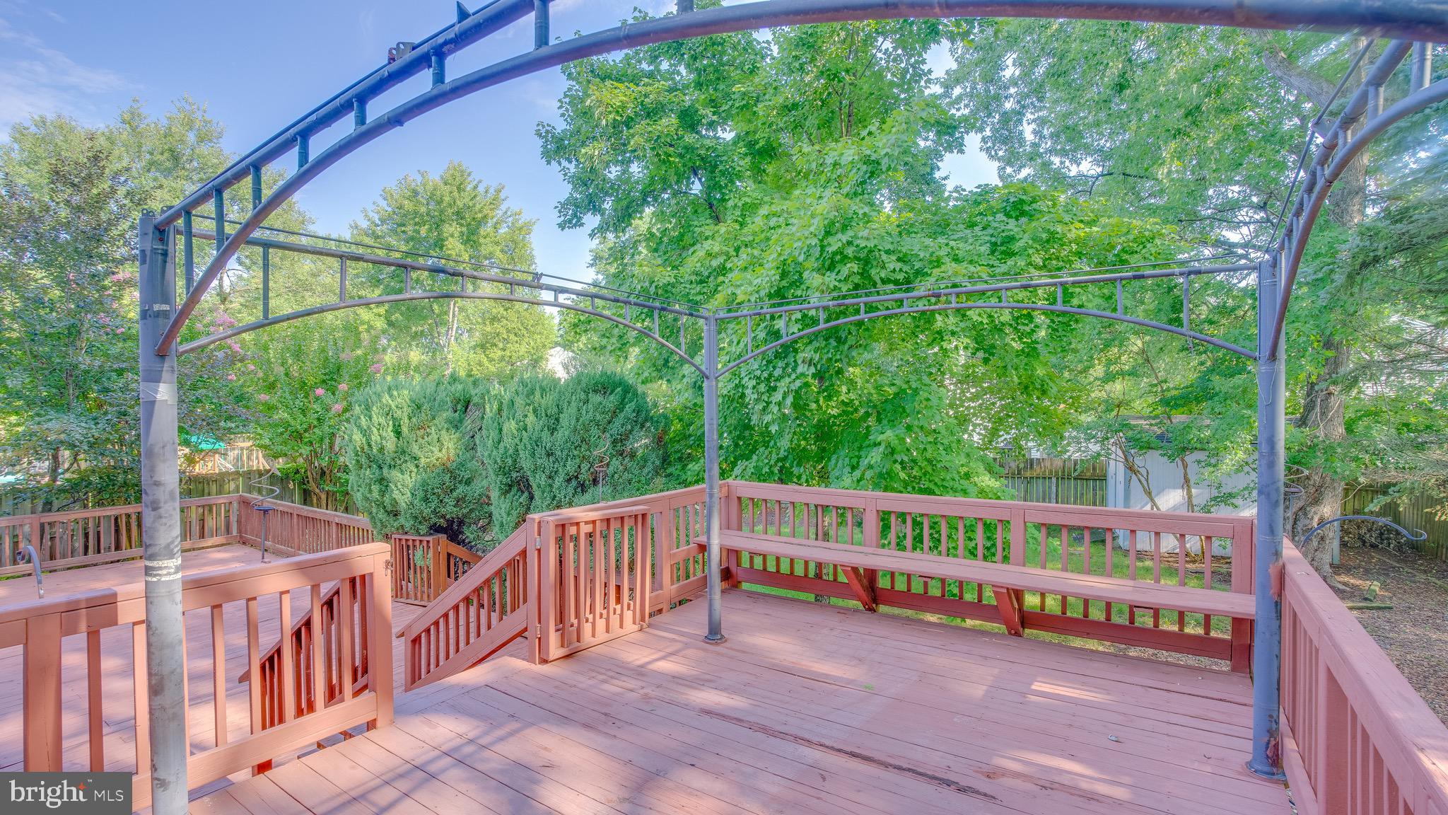 CHALET WOODS - Residential Lease