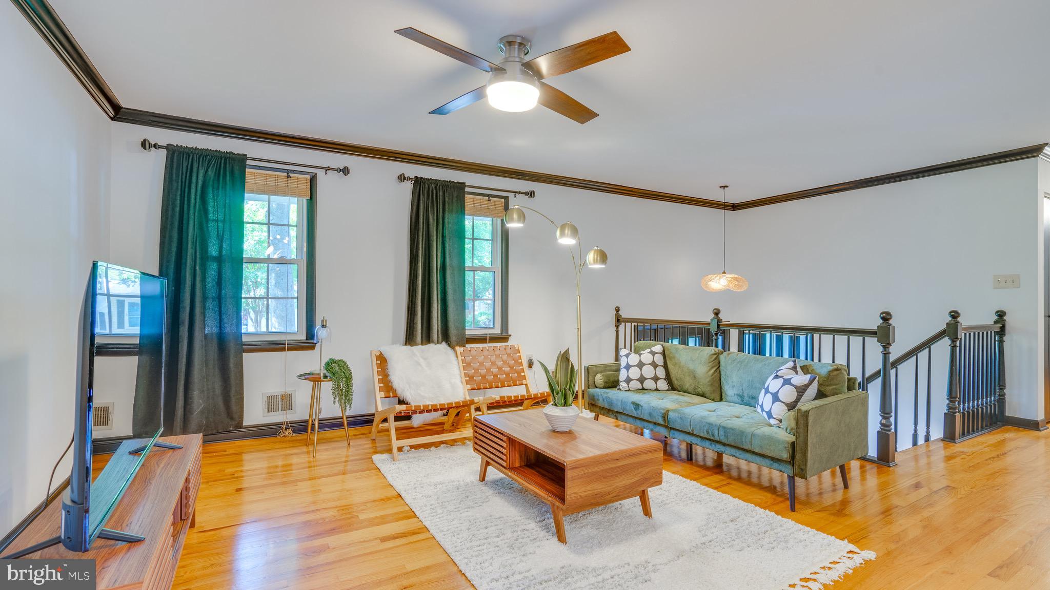 CHALET WOODS - Residential Lease