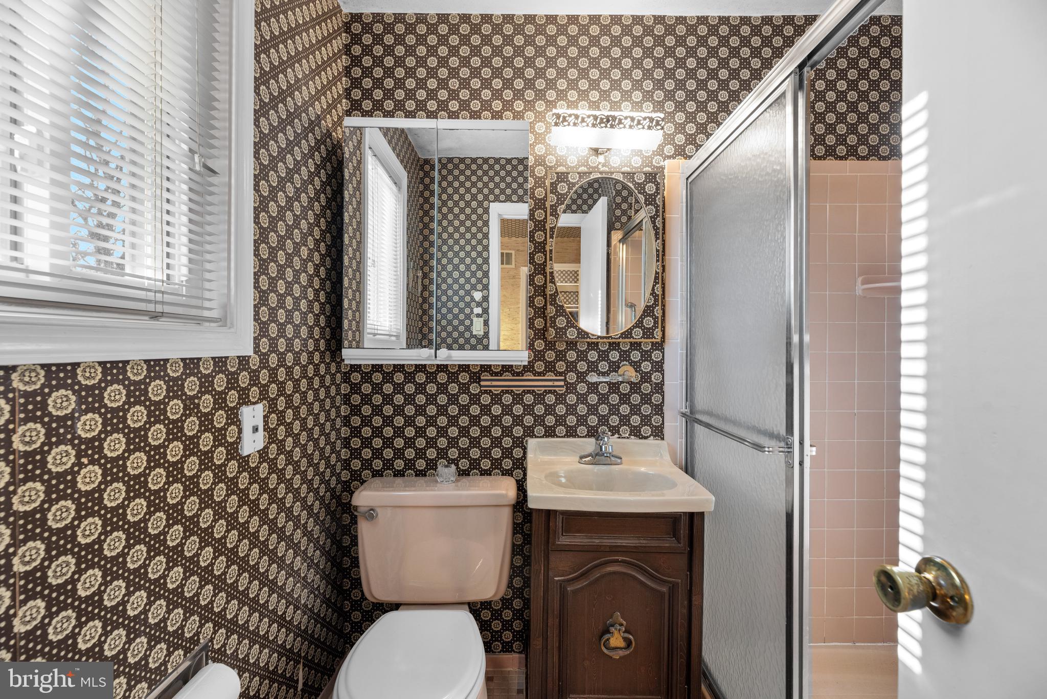 CAMELOT - Residential