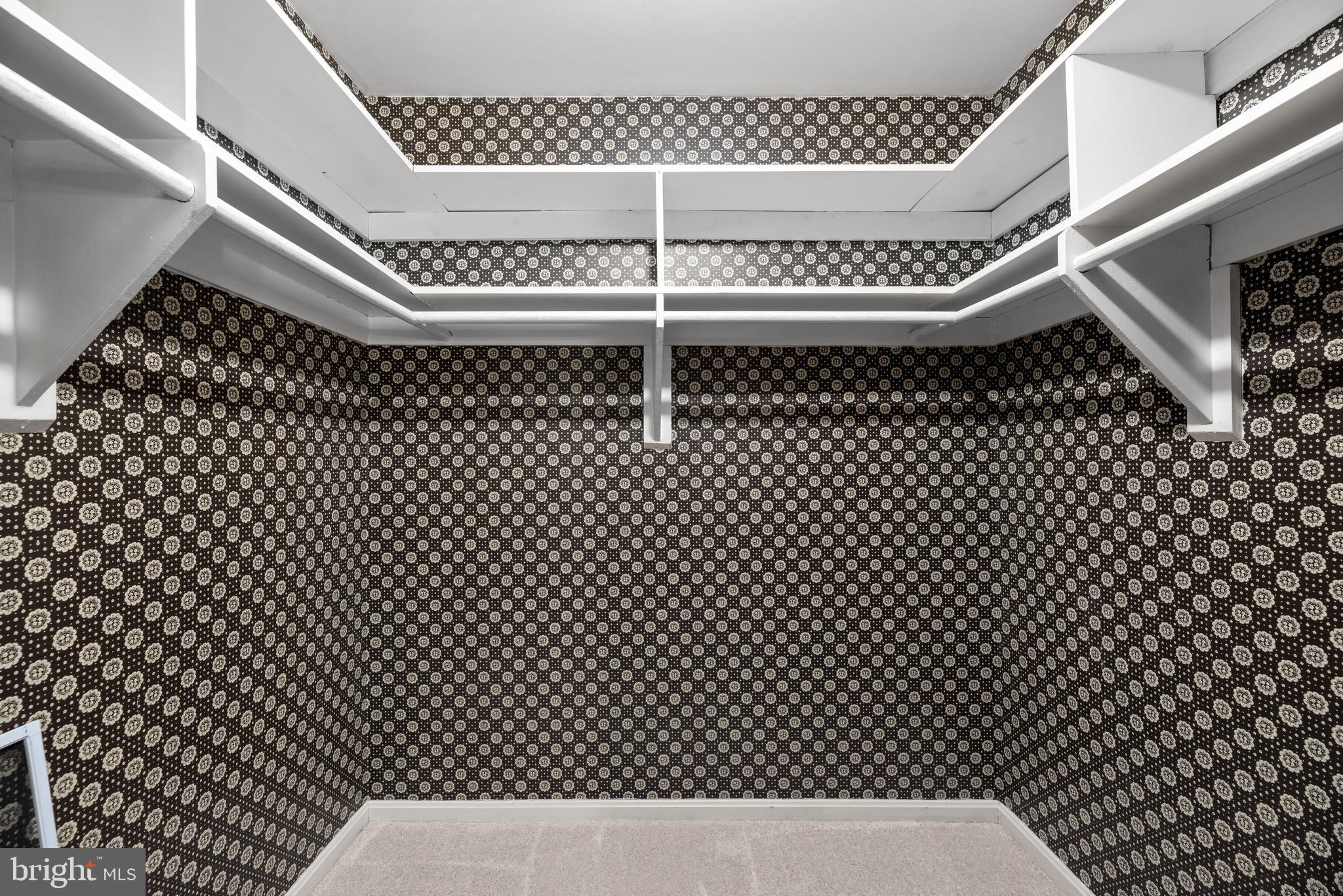 CAMELOT - Residential