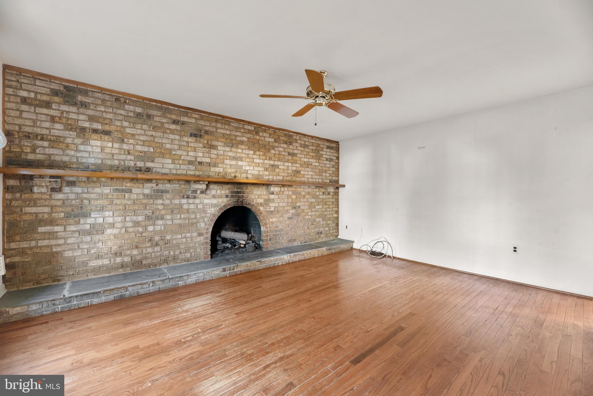 CAMELOT - Residential