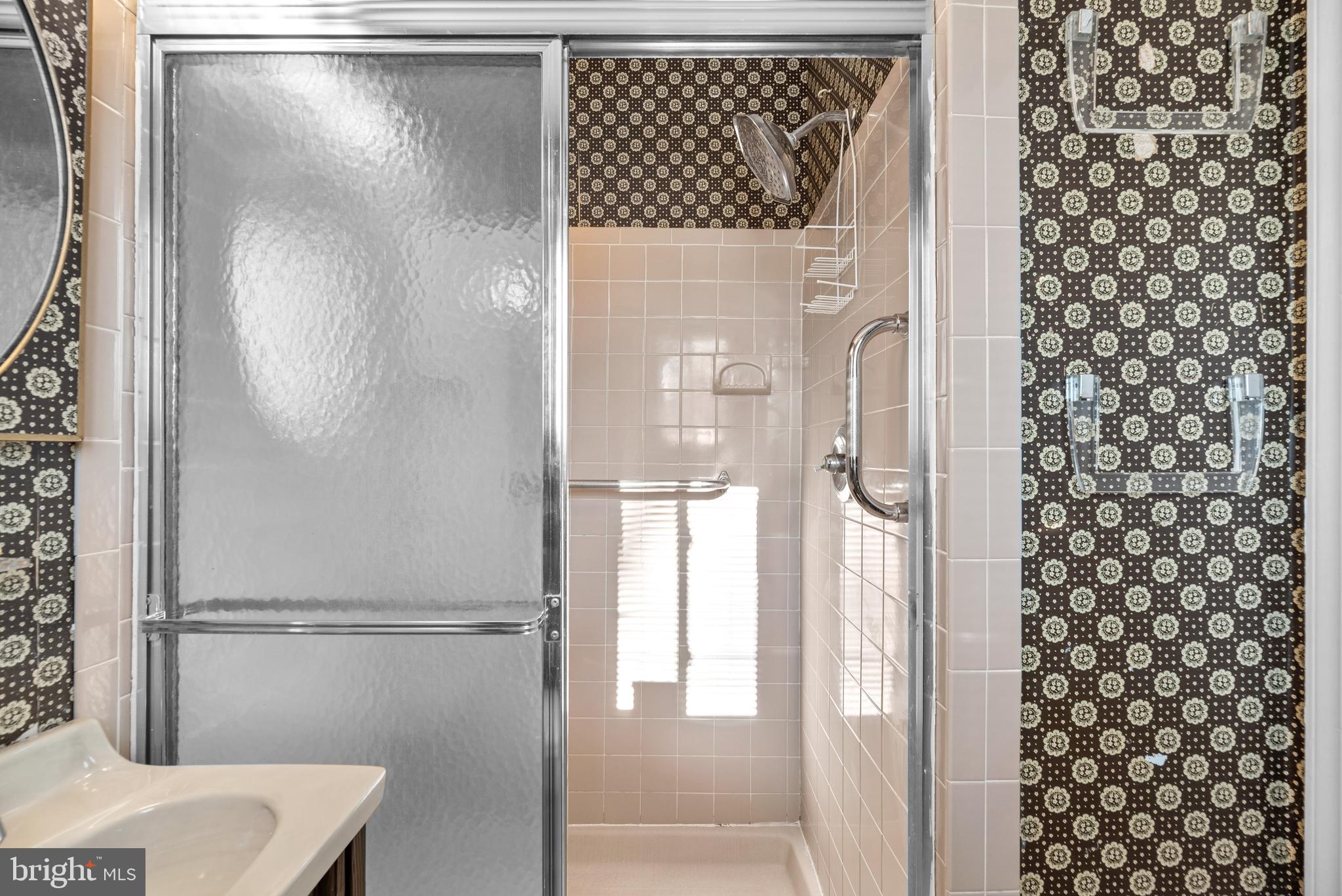 CAMELOT - Residential