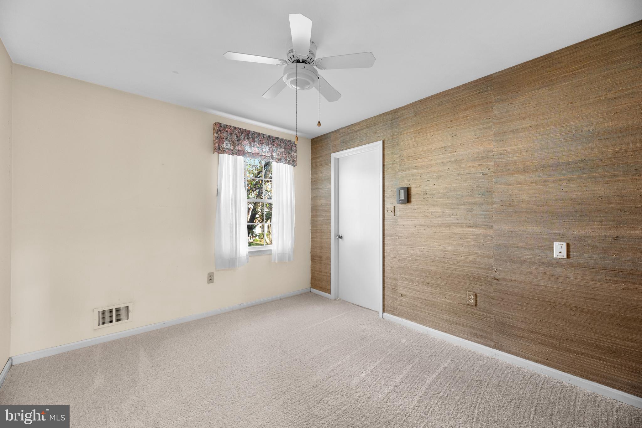 CAMELOT - Residential