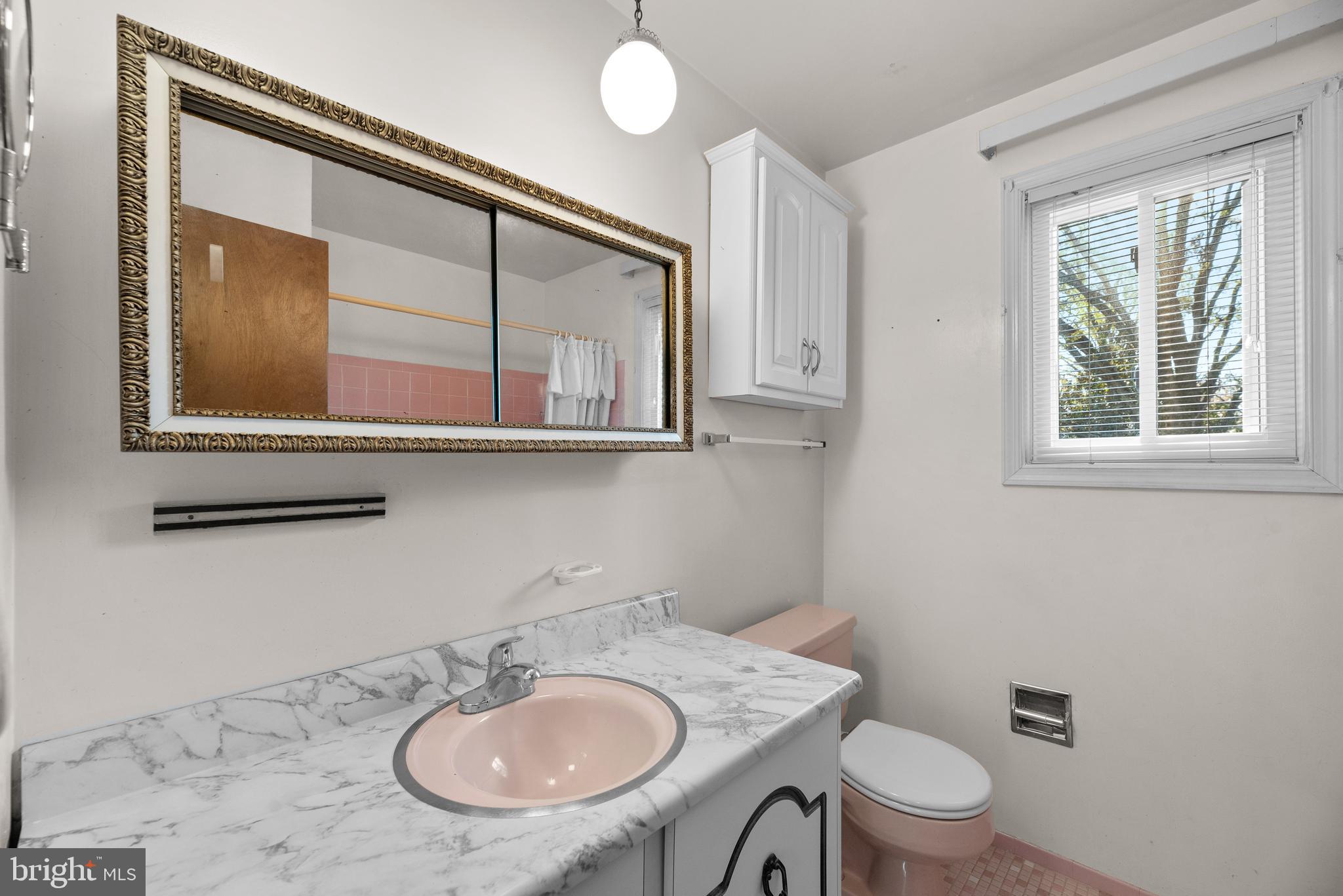 CAMELOT - Residential