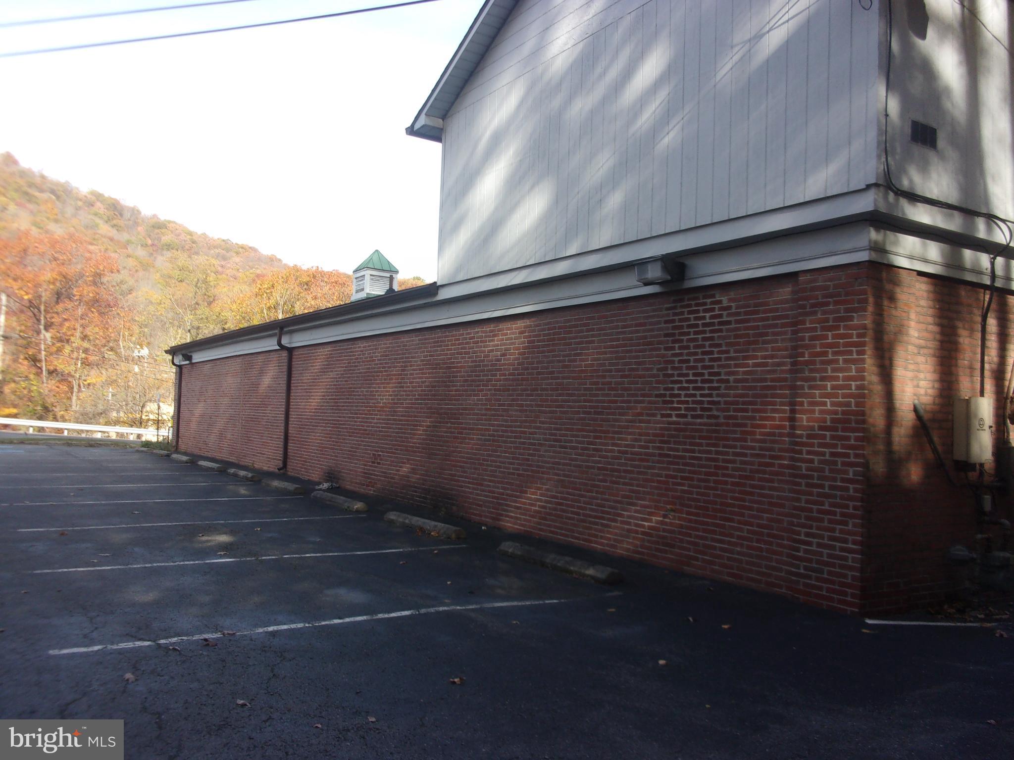 1322 NATIONAL HIGHWAY