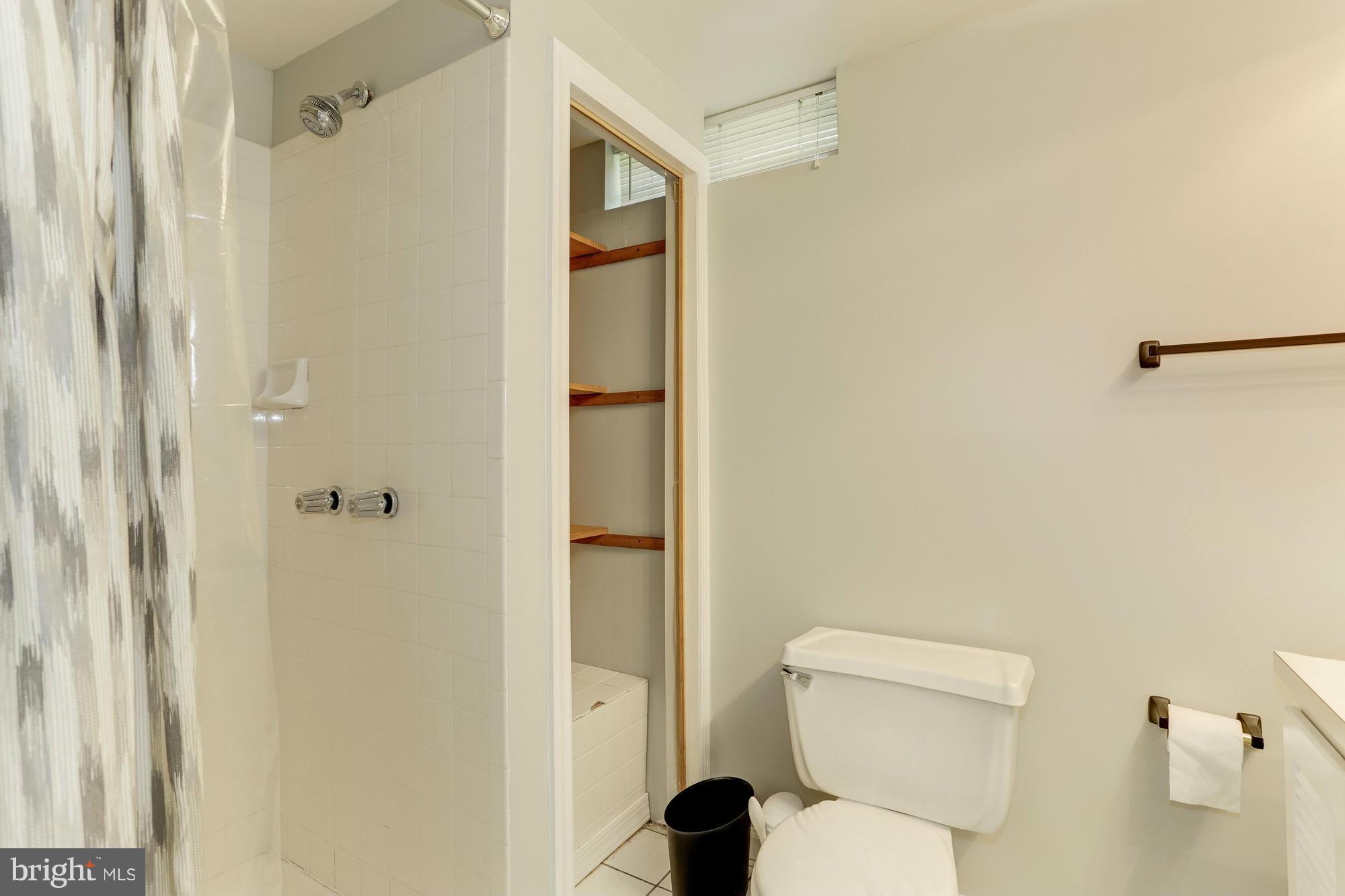 FRANKLIN SQUARE - Residential