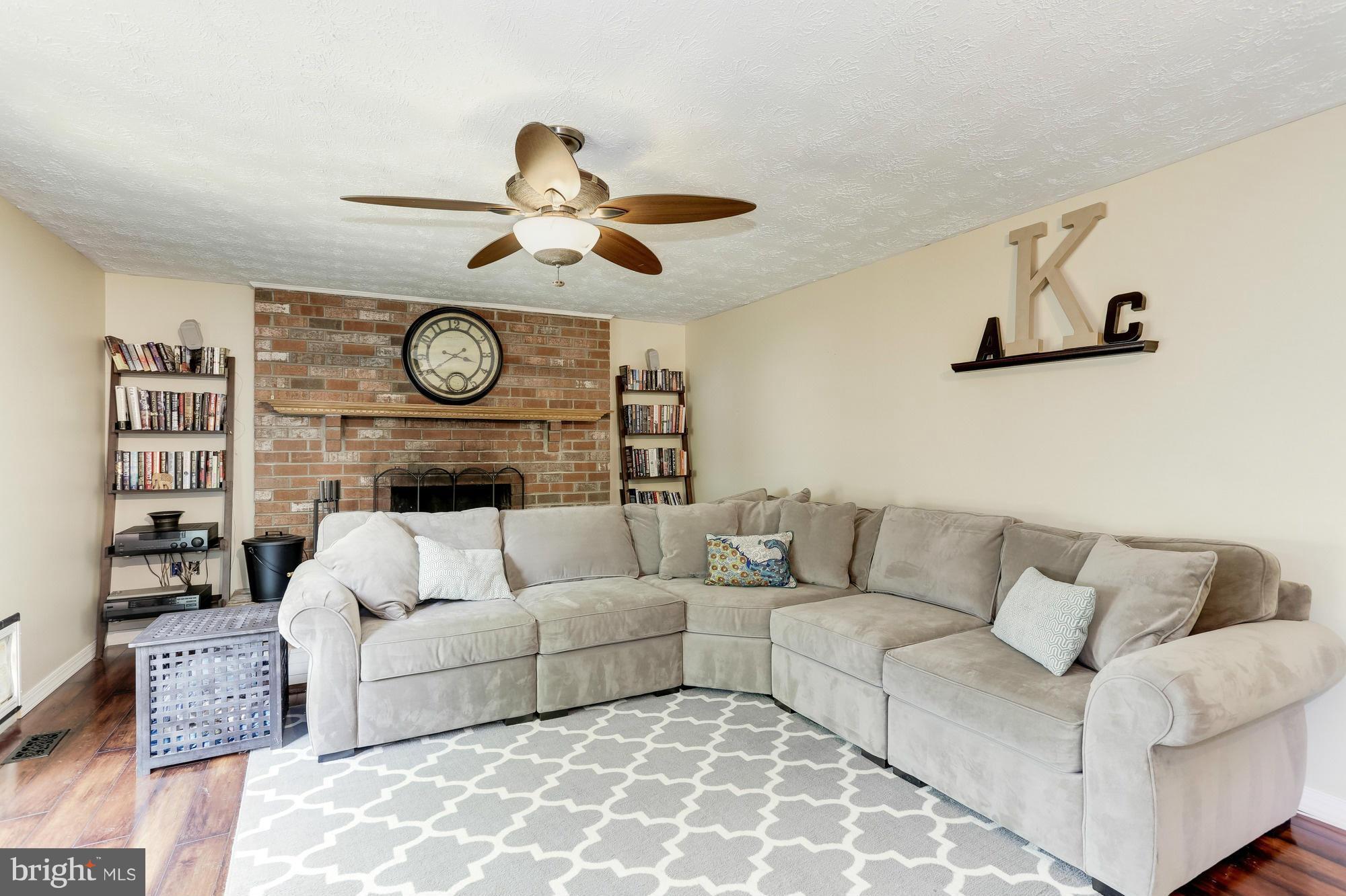 FRANKLIN SQUARE - Residential