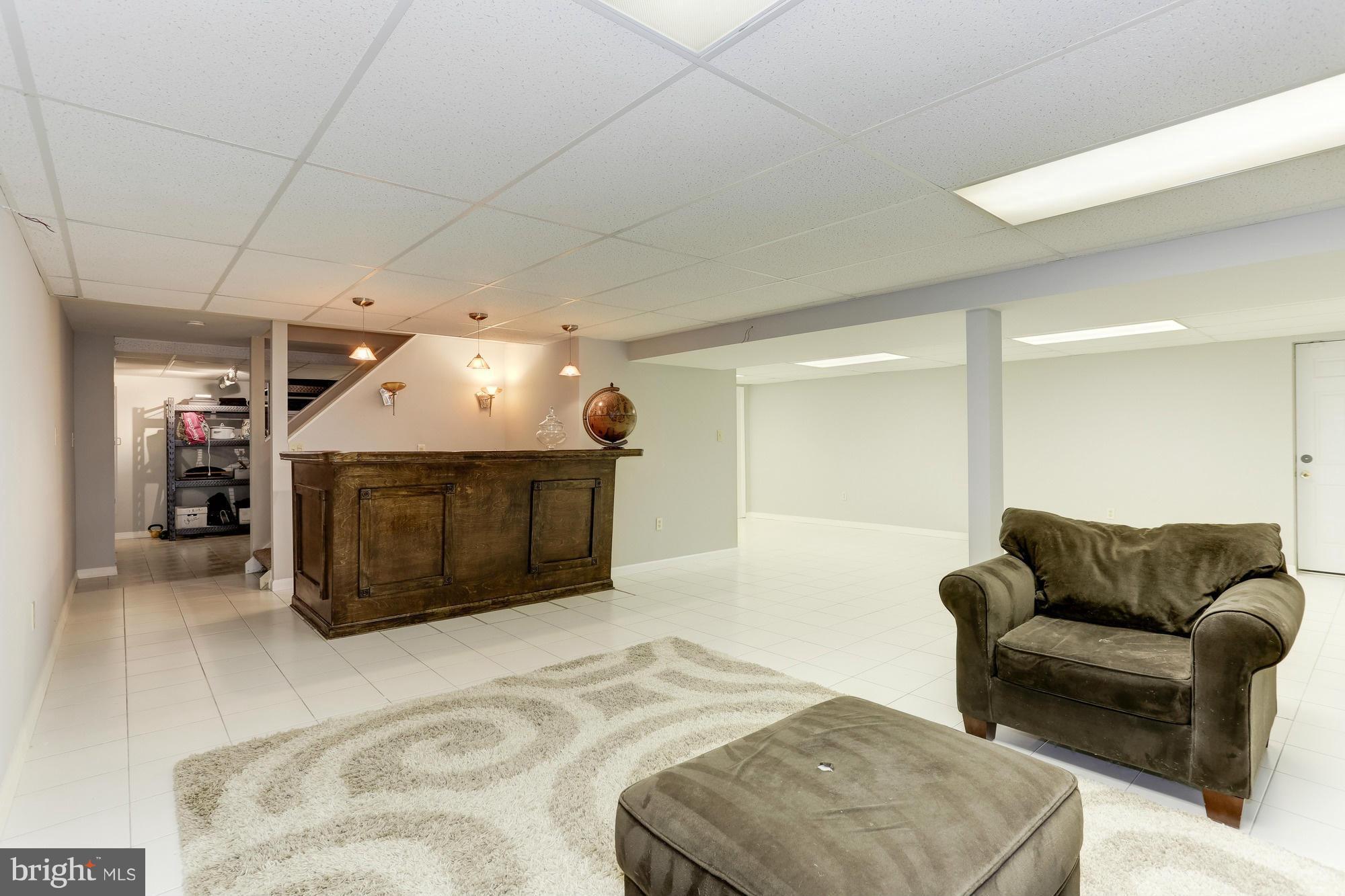 FRANKLIN SQUARE - Residential