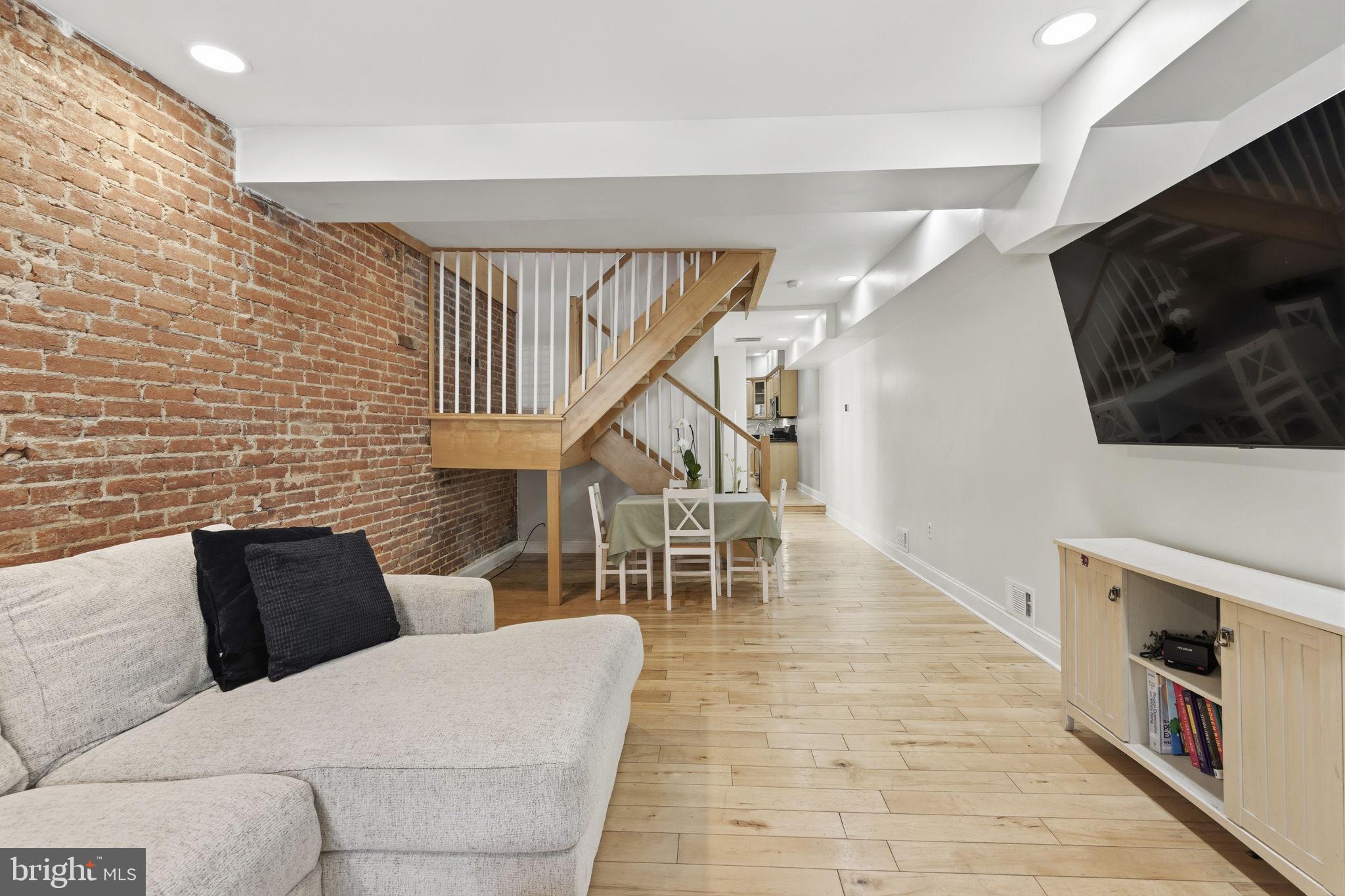 UPPER FELLS POINT - Residential