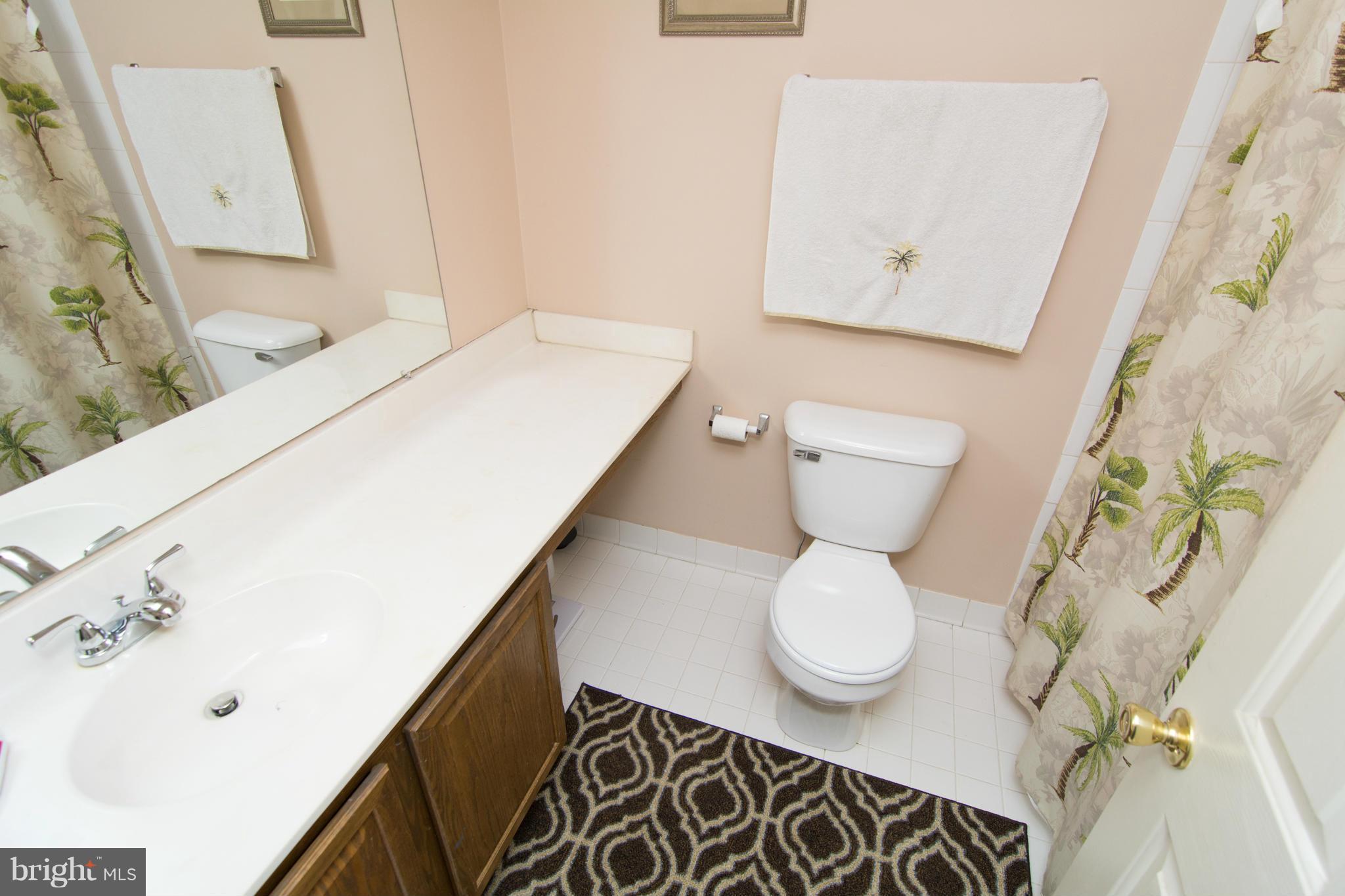 STONEY BEACH - Residential