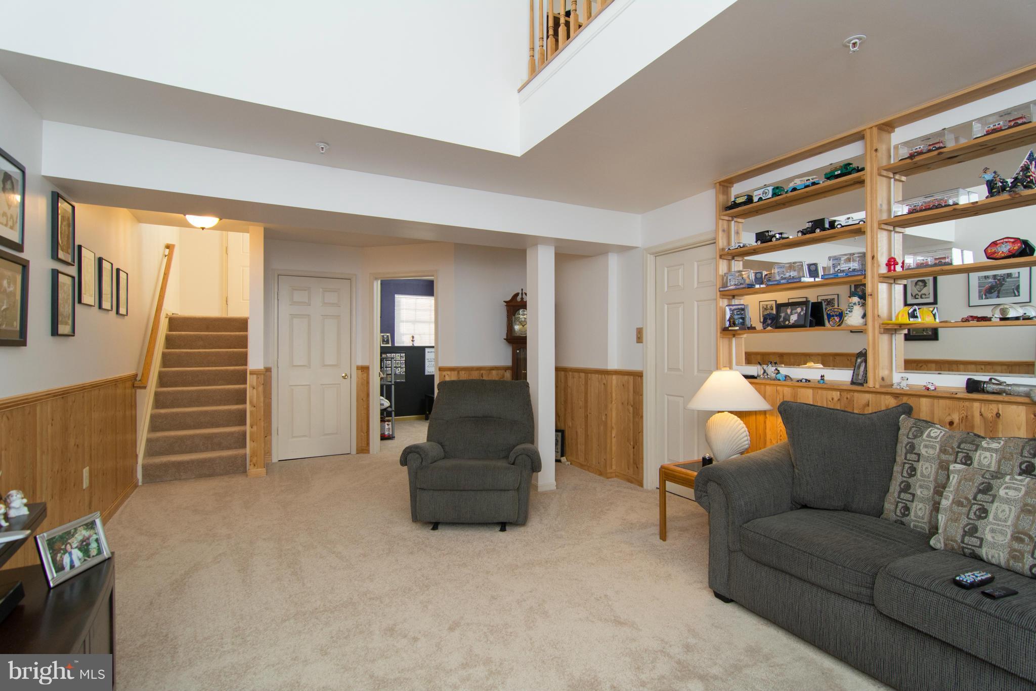 STONEY BEACH - Residential