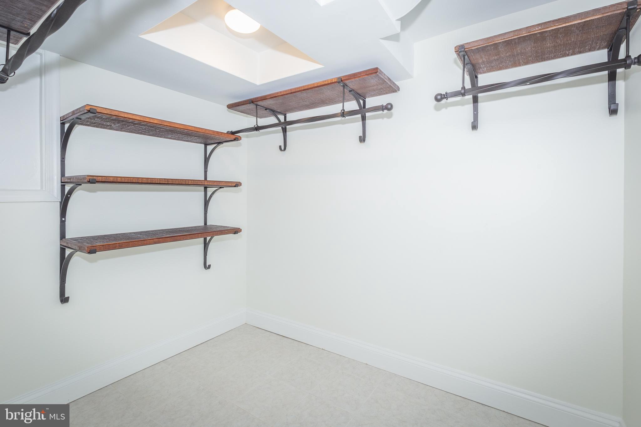 EASTPORT - Residential