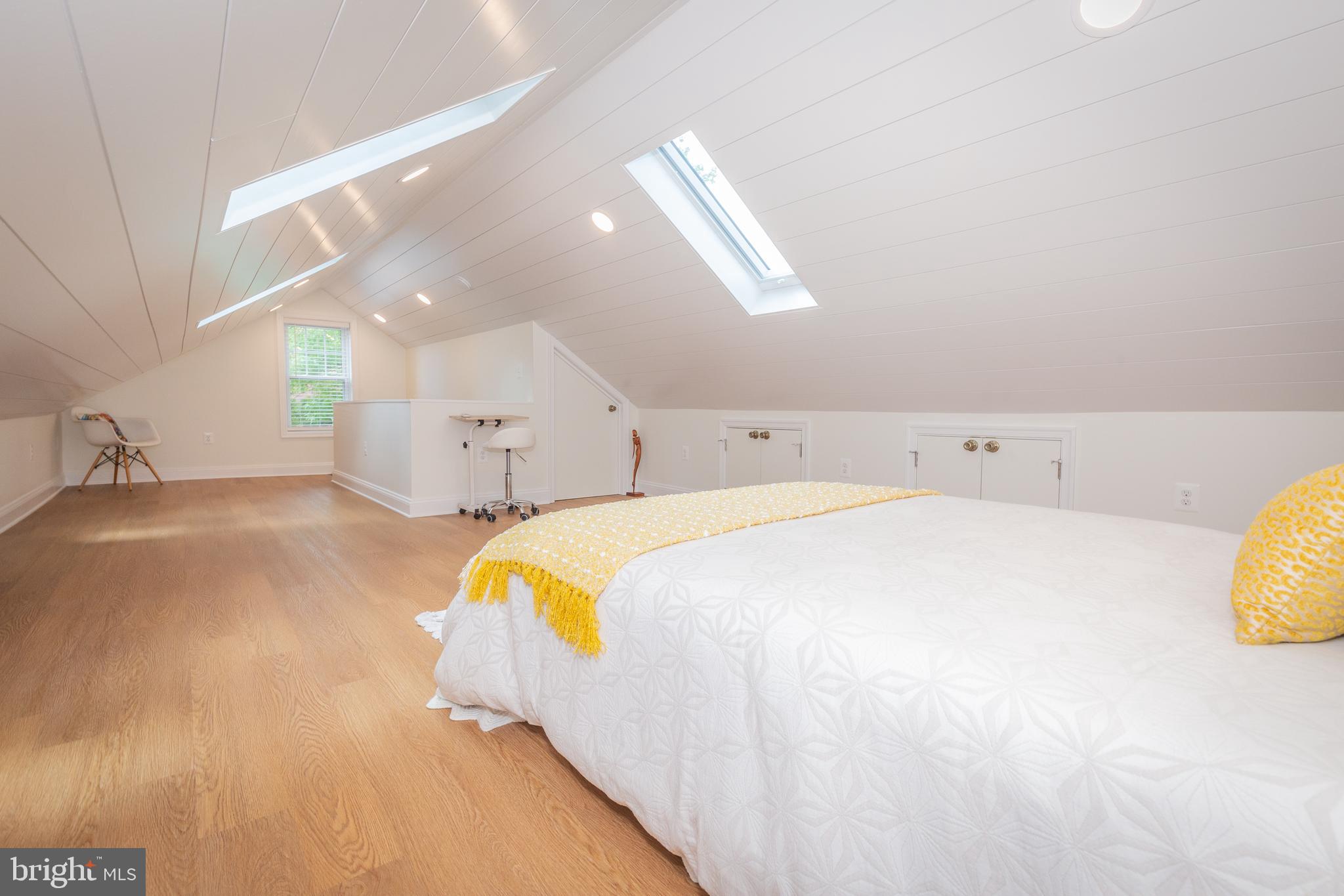 EASTPORT - Residential