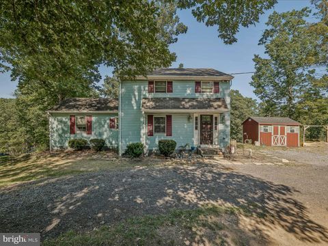 516 TANGLEWOOD DRIVE OLD FIELDS WV 26845